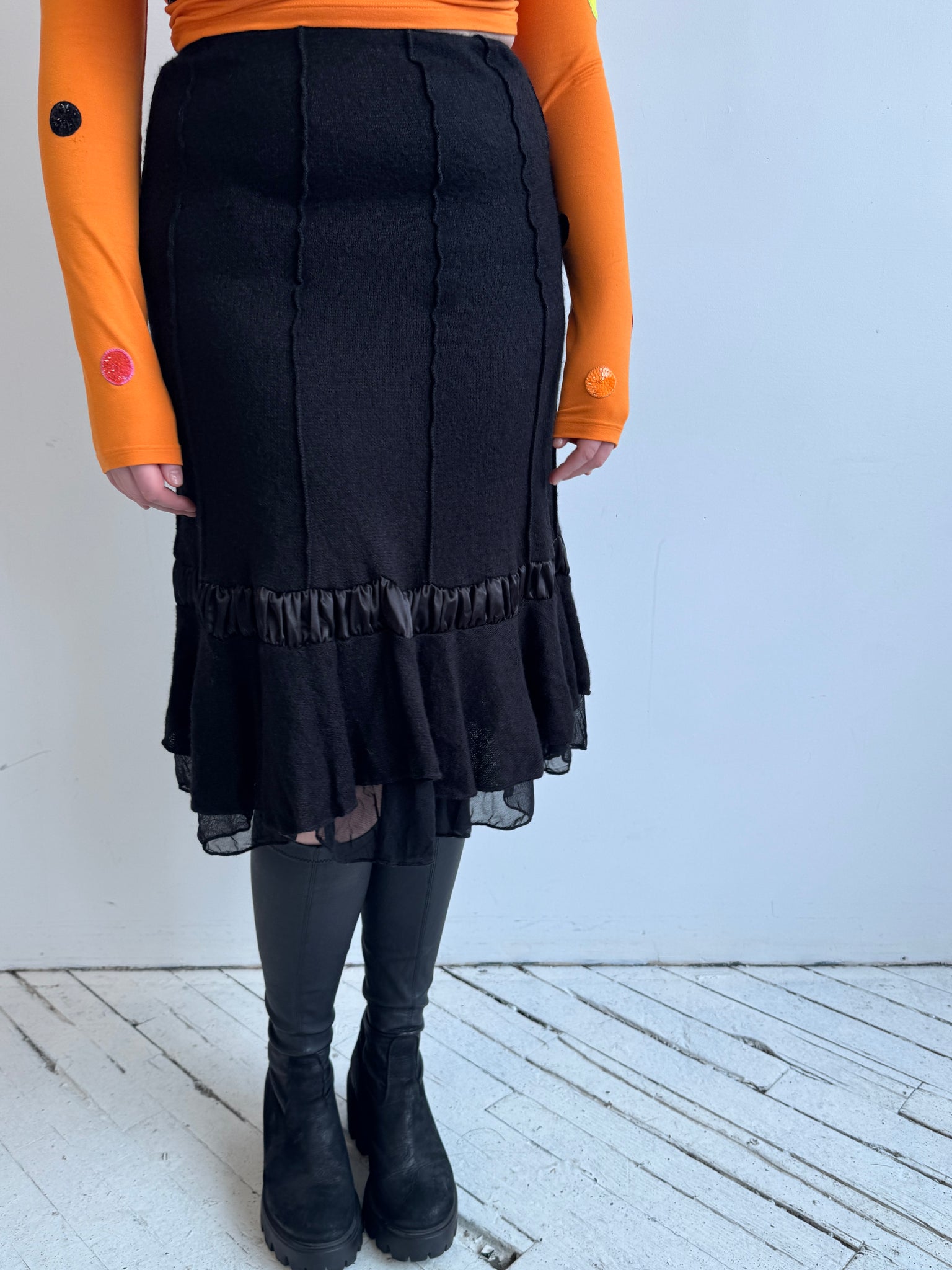 Italian Vintage - Black Sweater Midi Skirt (L/XL)