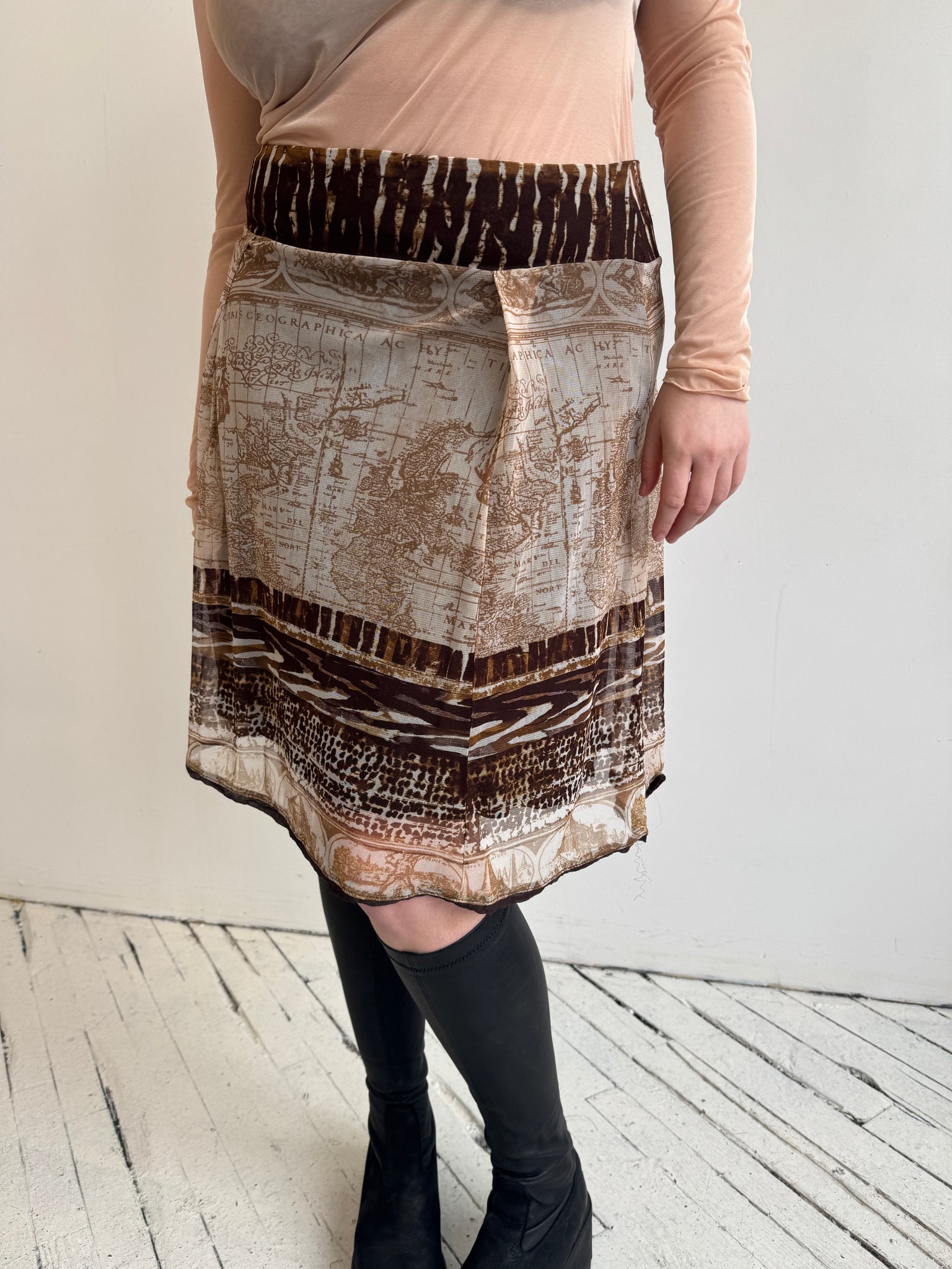 Italian Vintage - Brown Map Skirt (L/XL)