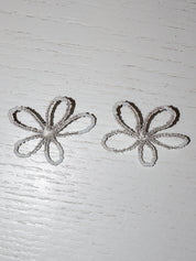 Rashelle - BB White Flower Earrings