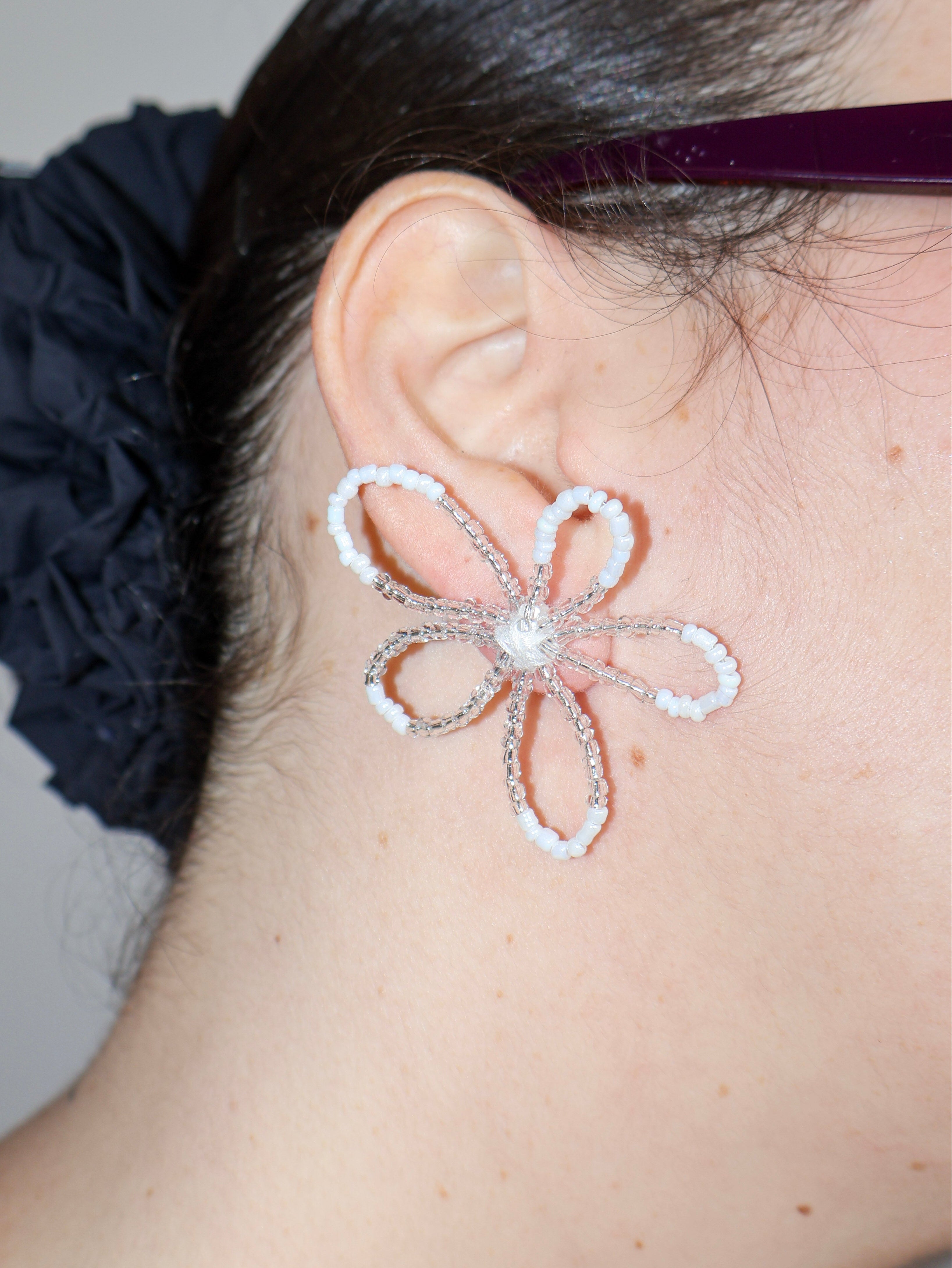 Rashelle - BB White Flower Earrings