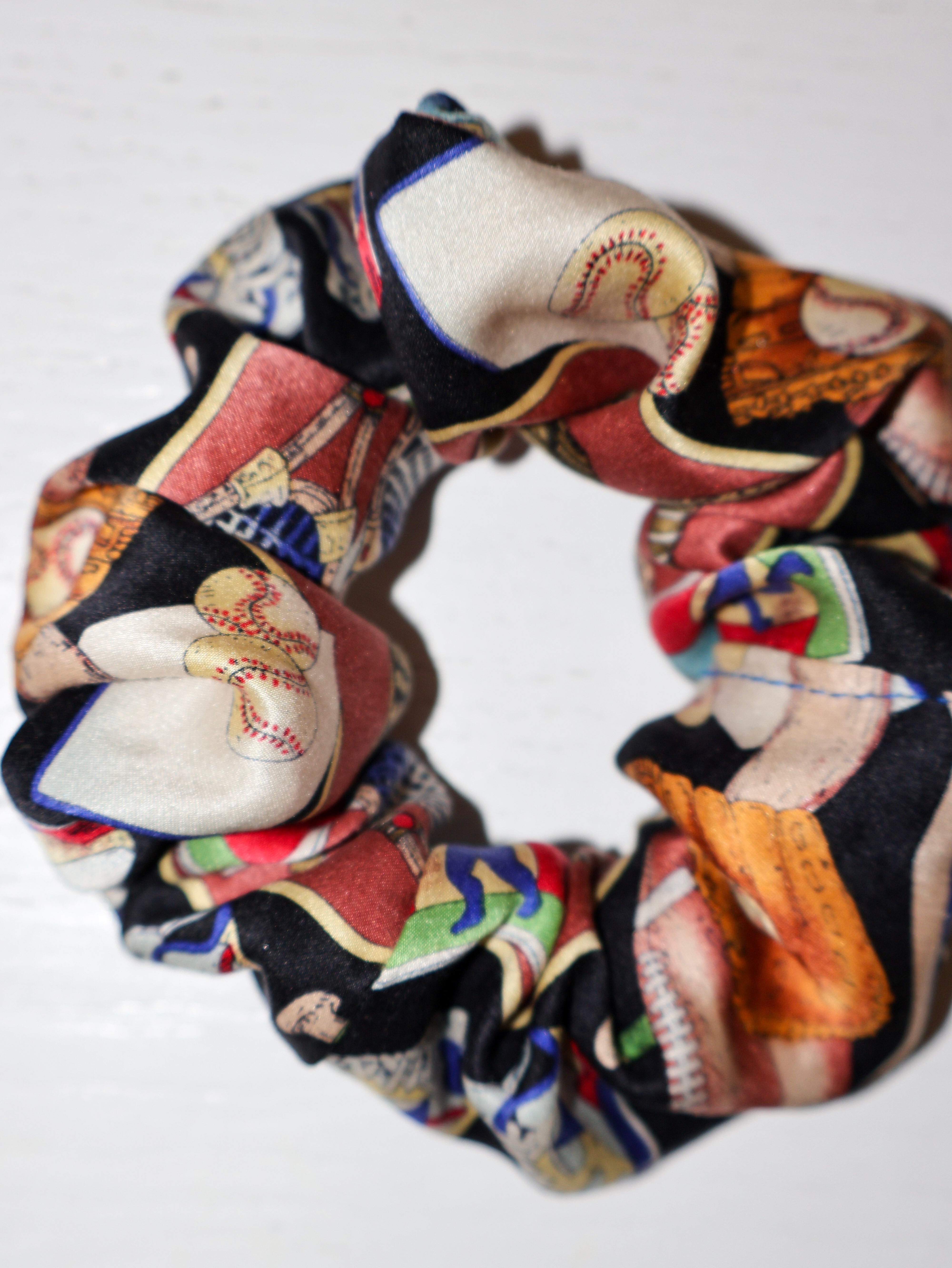 Vintage - Nicole Miller Sports Scrunchie