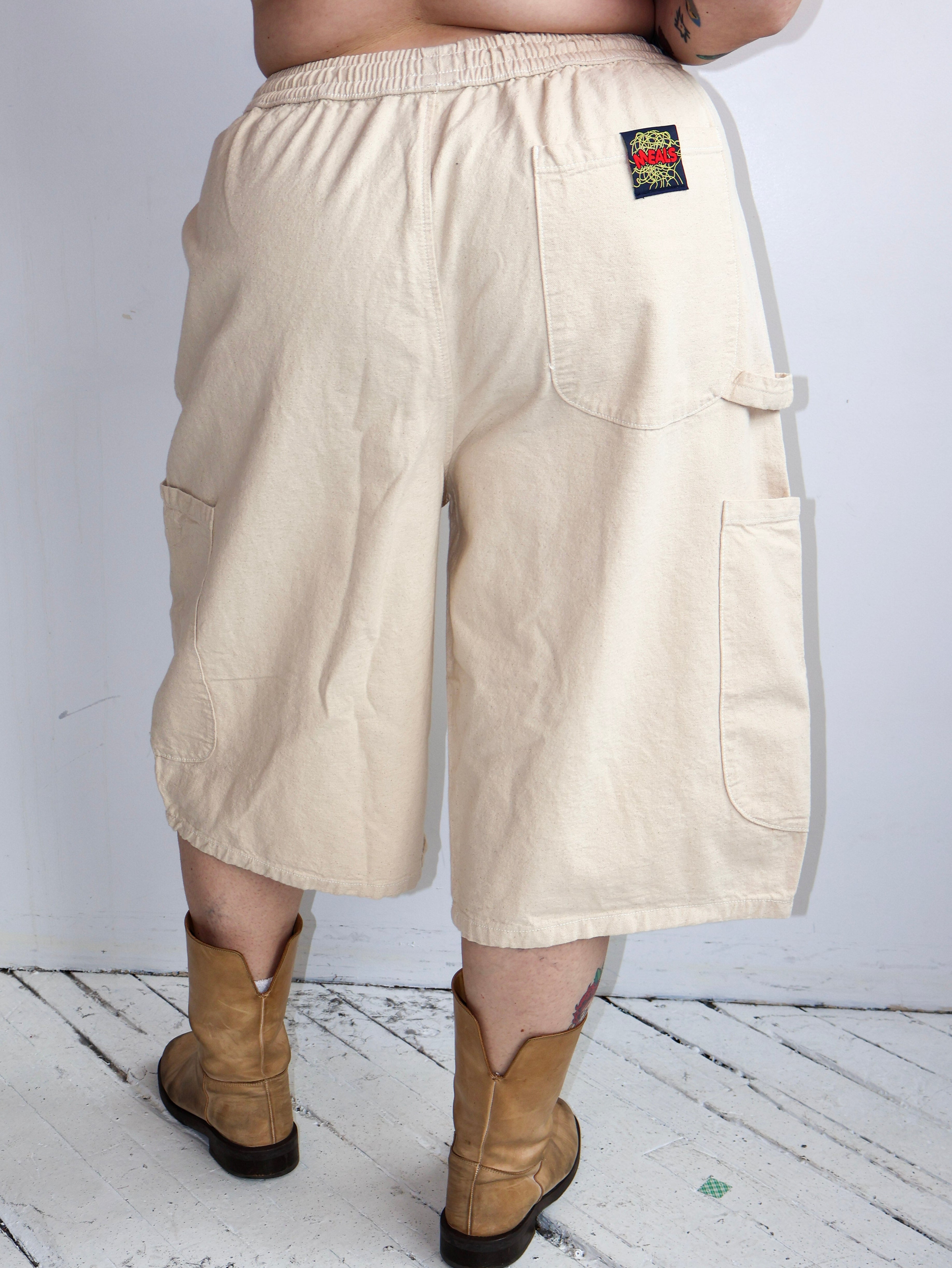 MEALS - Flour Waiter Shorts (L-3X)