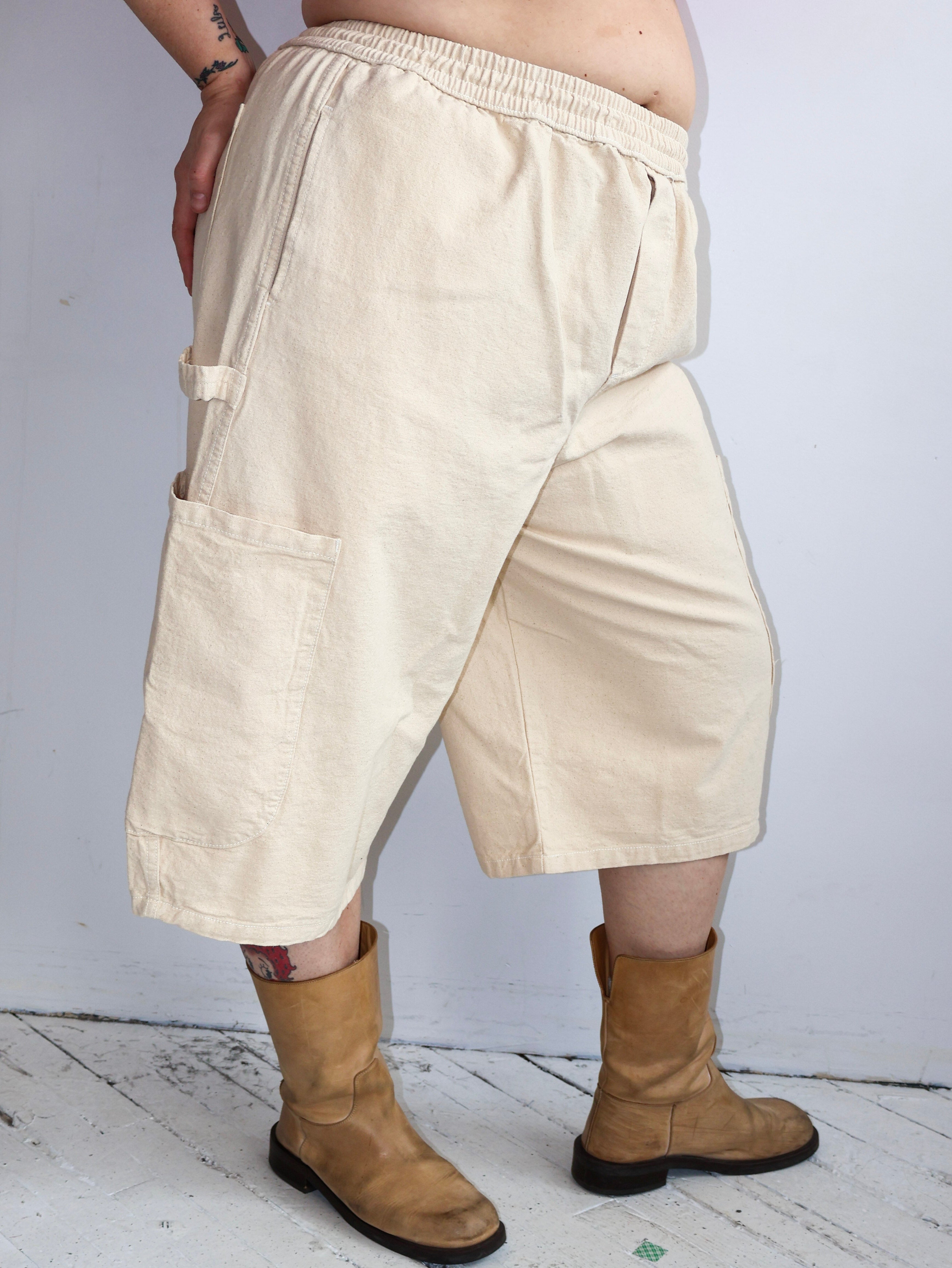 MEALS - Flour Waiter Shorts (L-3X)
