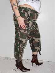 BABES - The Cropped Cargo Capri (XL-3X)