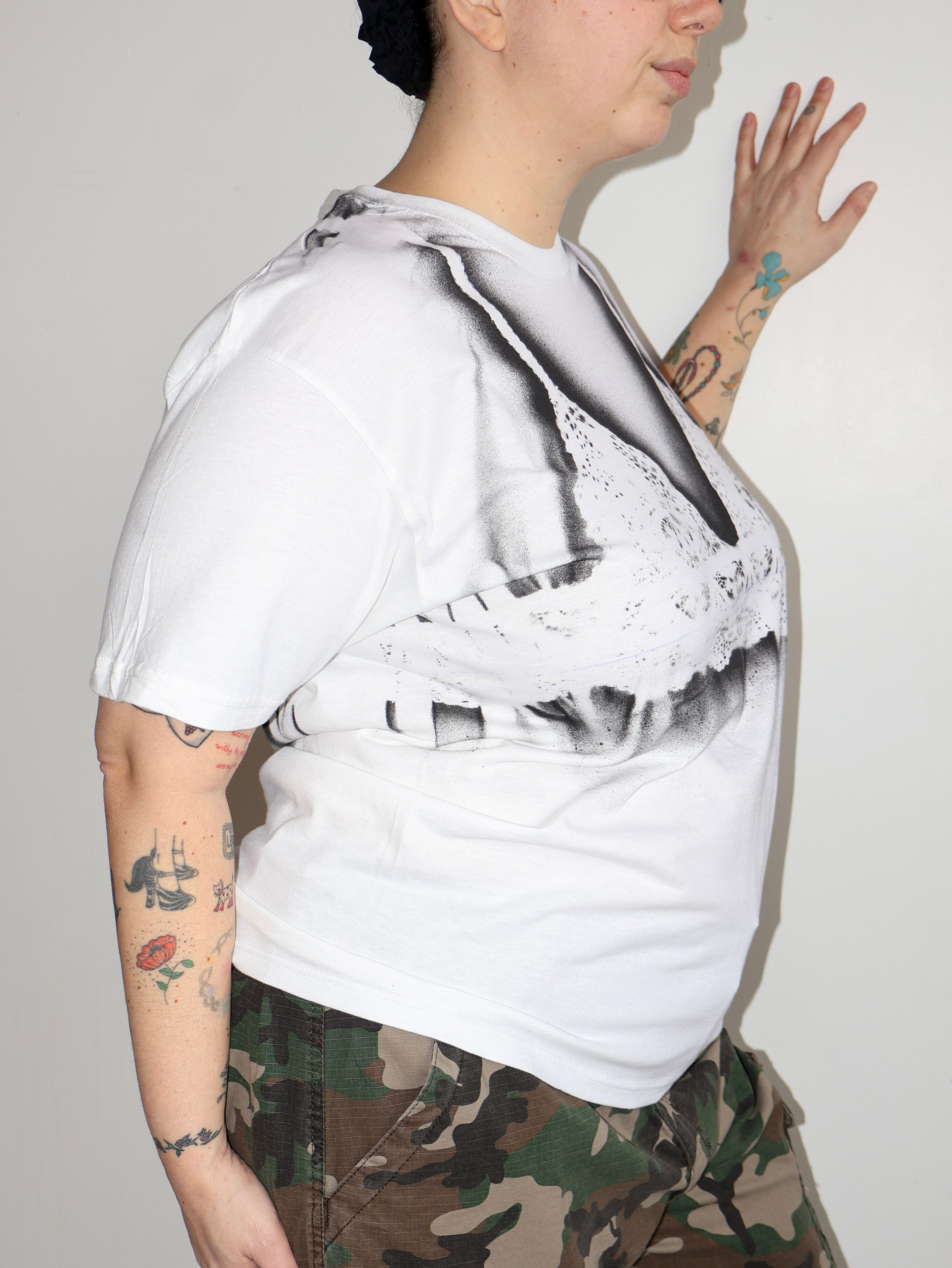 Kenza Iatrides - Flower Bra T-Shirt in White (XL-3X)