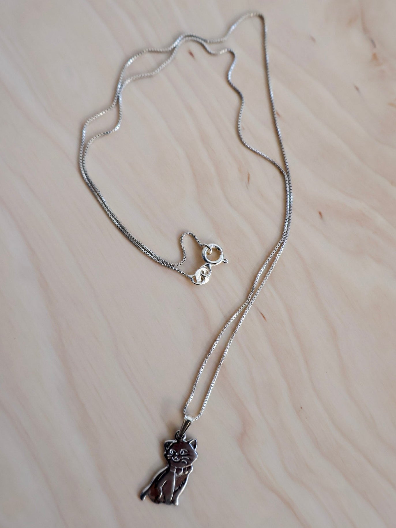 Vintage - Silver Cat Necklace (18”)