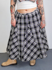KkCo - Plaid Peak Skirt in Black Plaid (0X-4X)