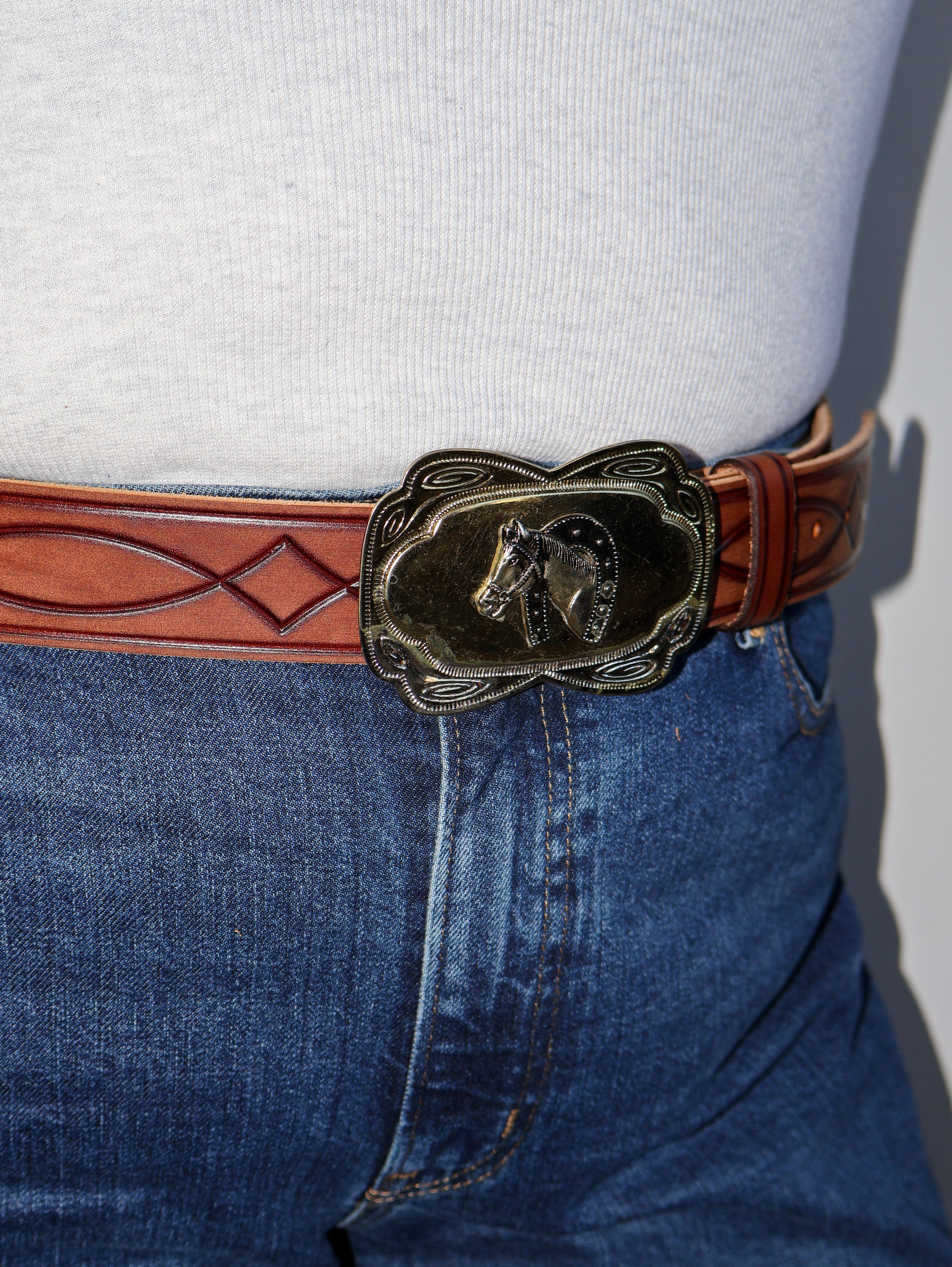 Lazy Sundays Home - Horseshoe Leather Belt (43-49”)