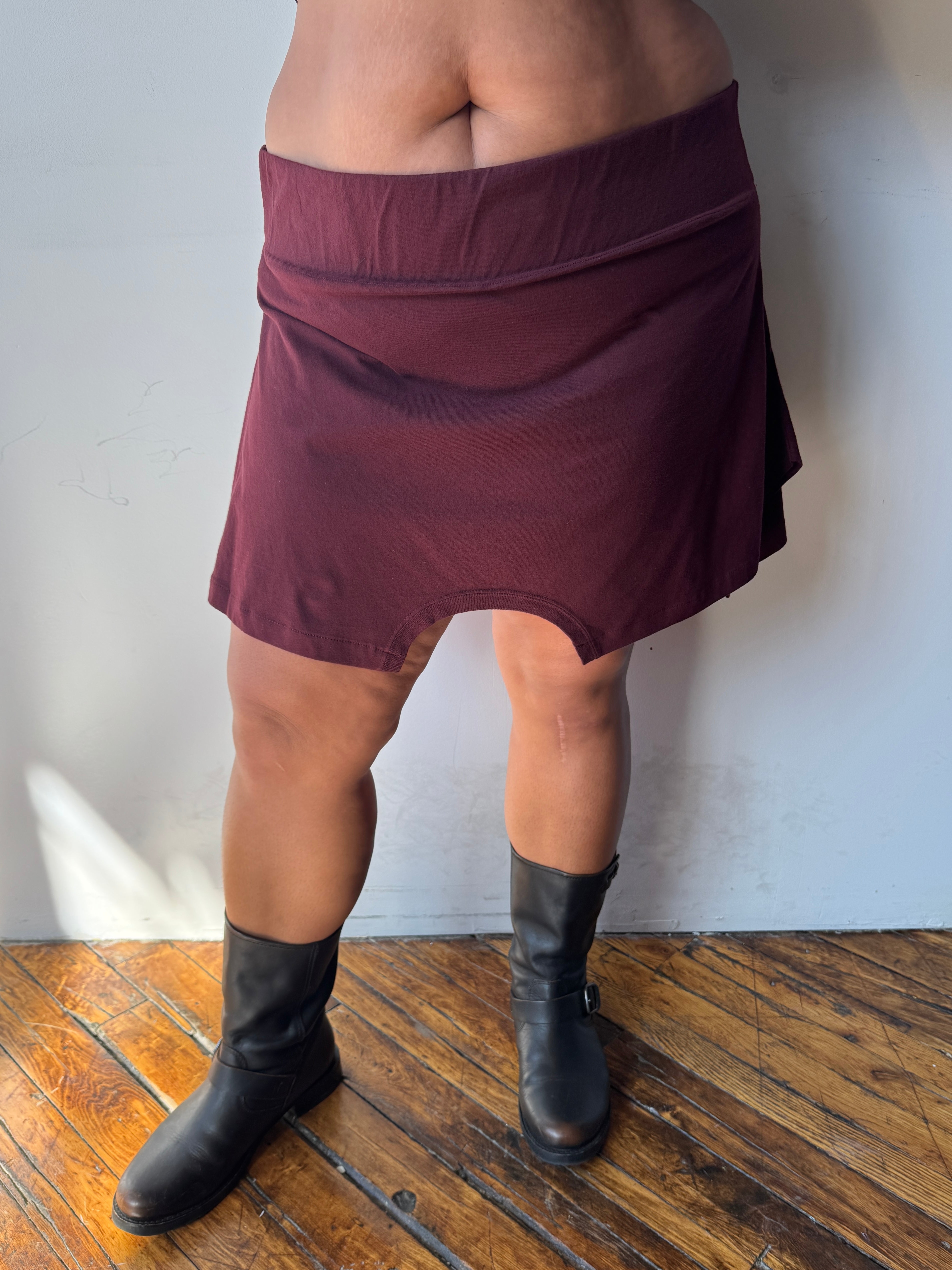 Gina Corrieri - Burgundy Mini Skirt (XL/1X)