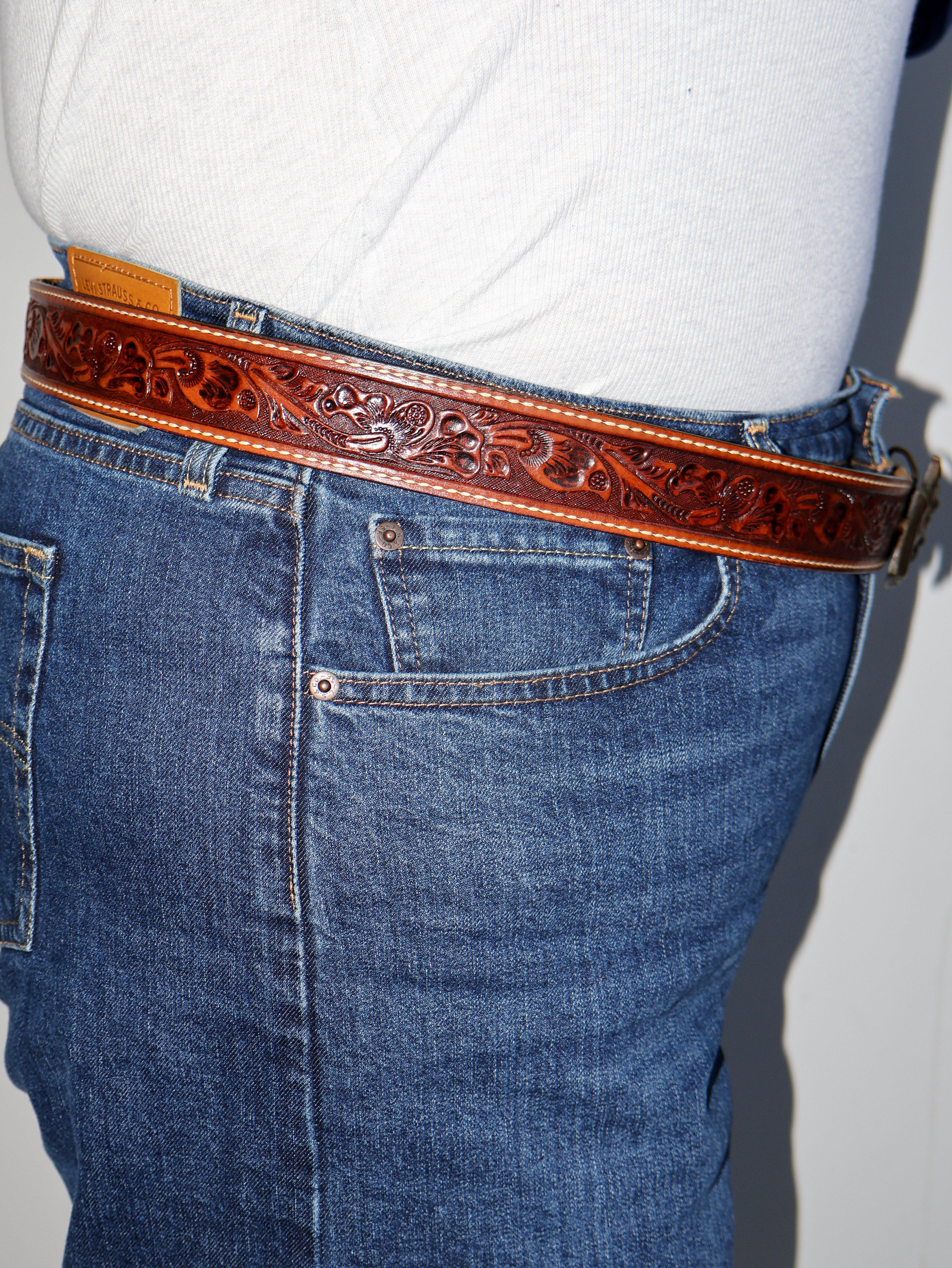 Lazy Sundays Home - Horse Leather Belt (44-48”)