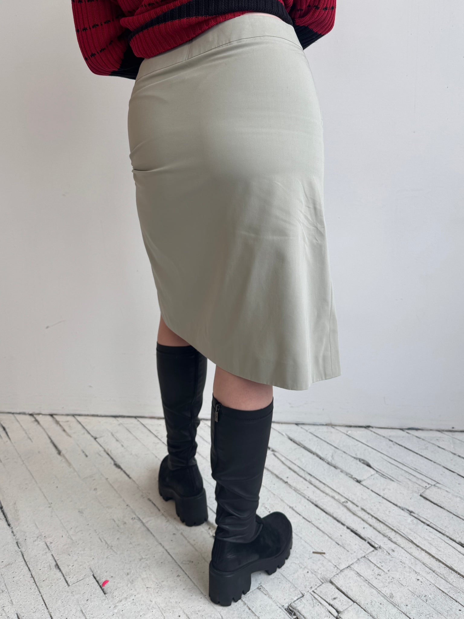 Italian Vintage - Beige Midi Skirt (XL)