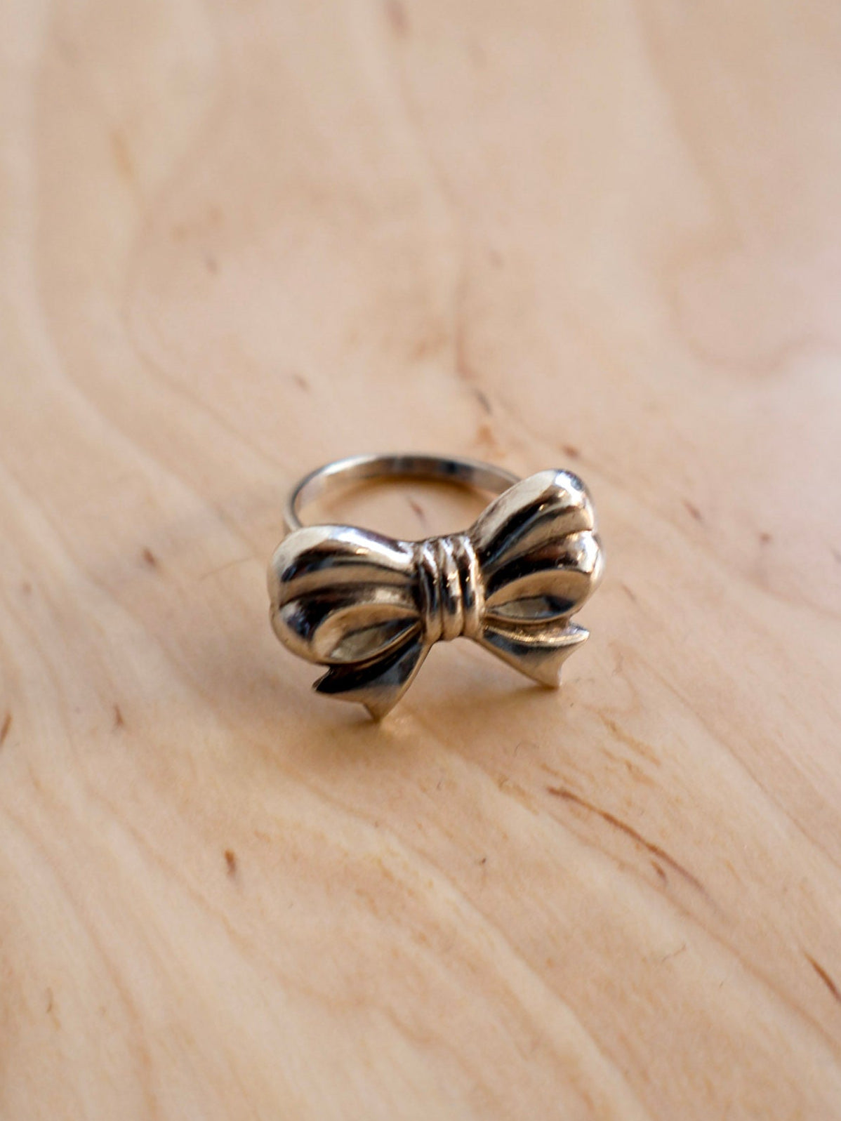 Vintage - Silver Bow Ring (Size 7)