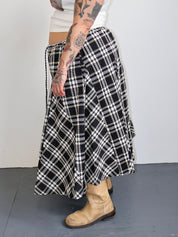 KkCo - Plaid Peak Skirt in Black Plaid (0X-4X)