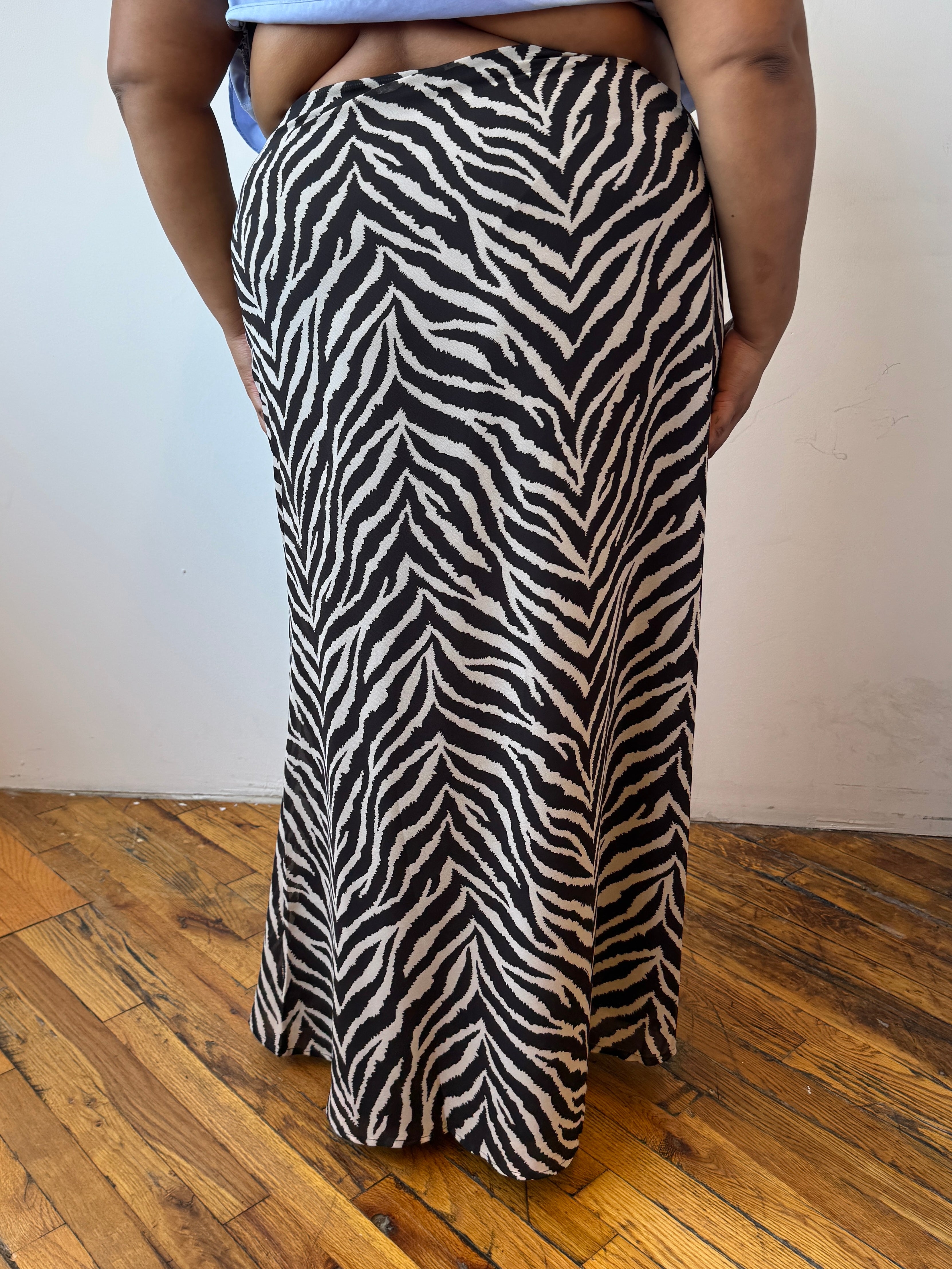 GIA/irl - Zoey Skirt (L-4X)