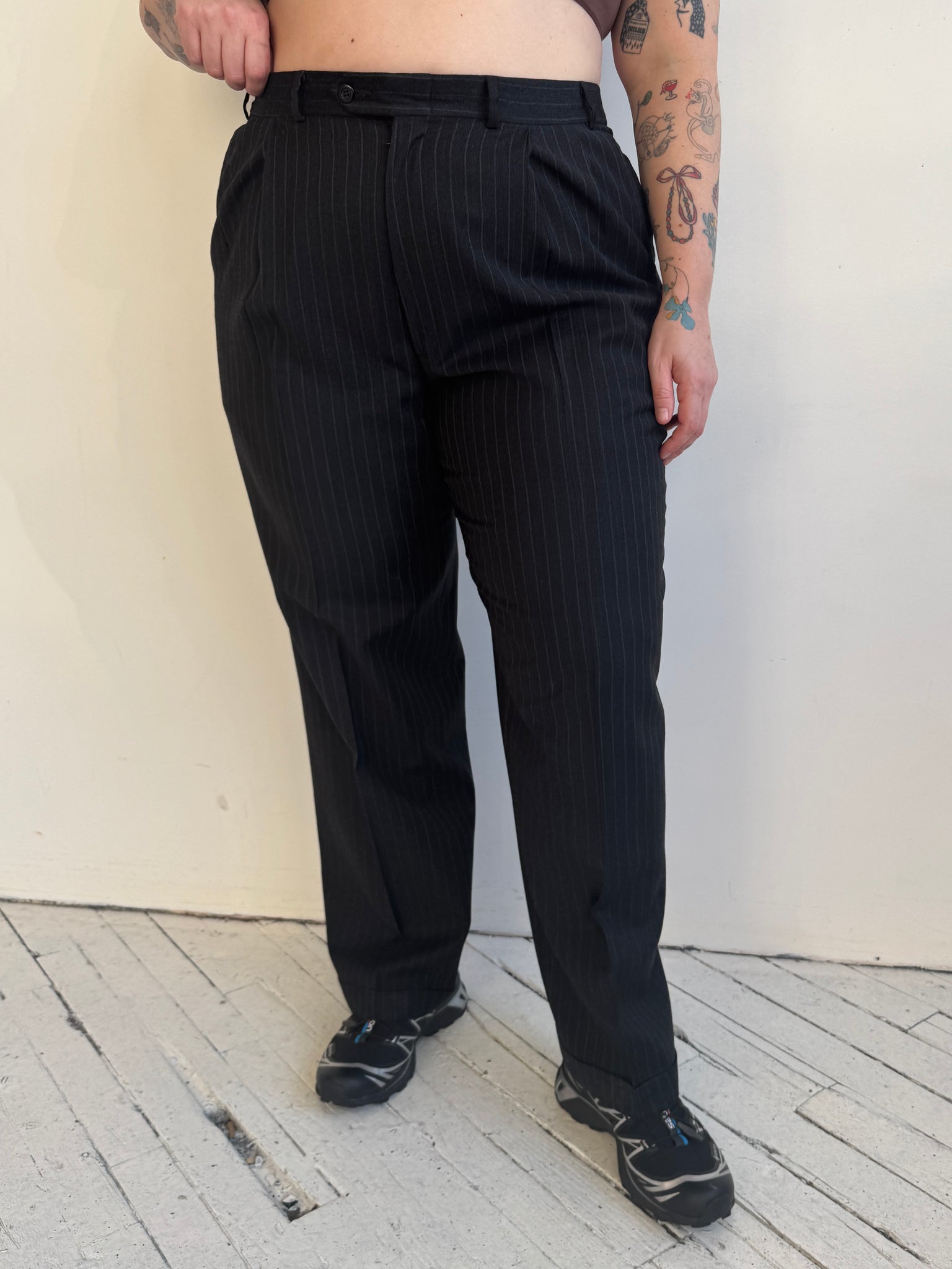 Vintage - Black/Gray Pinstripe Pant (1X)