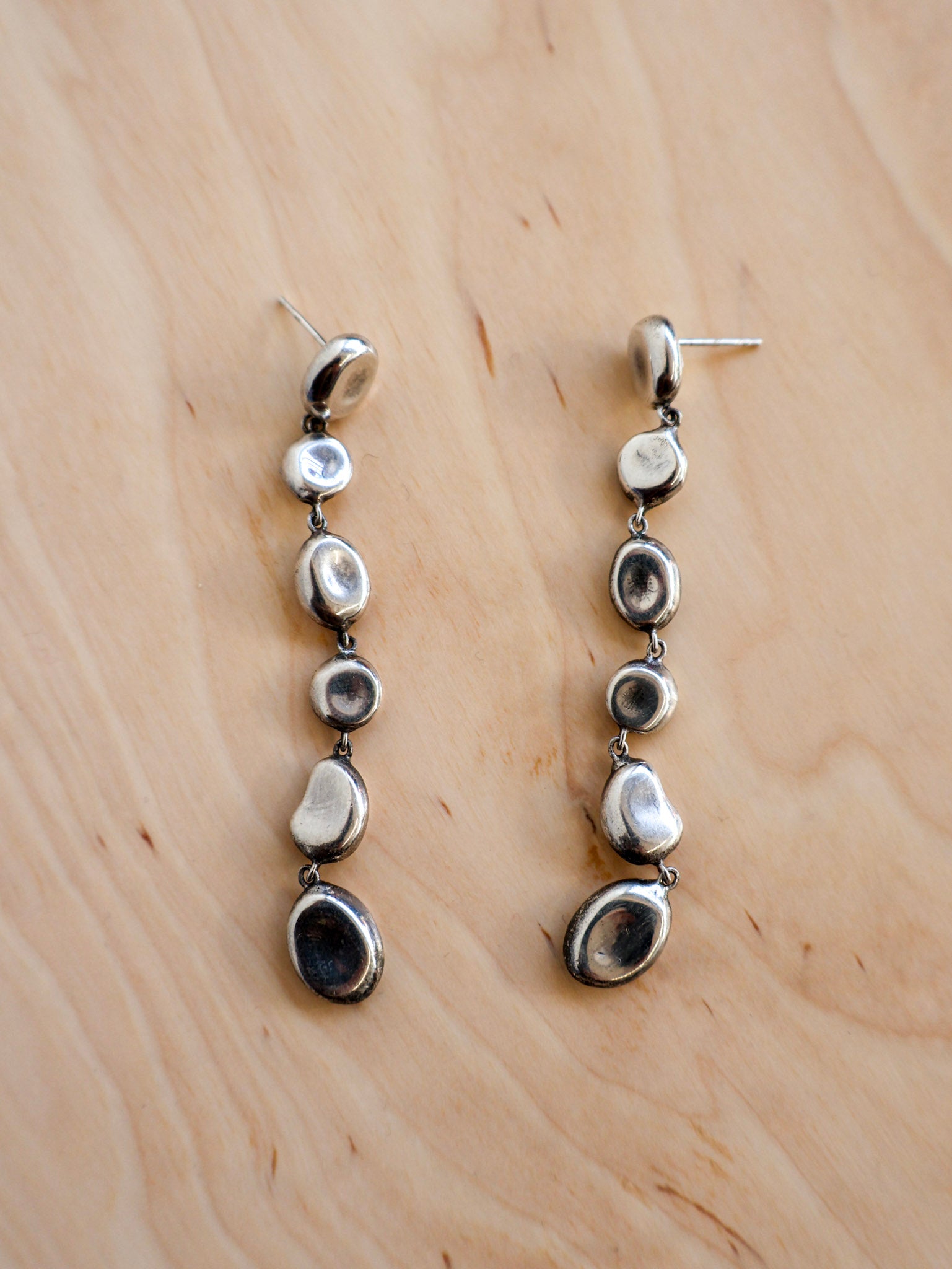 Vintage - Silver Bean Drop Earrings