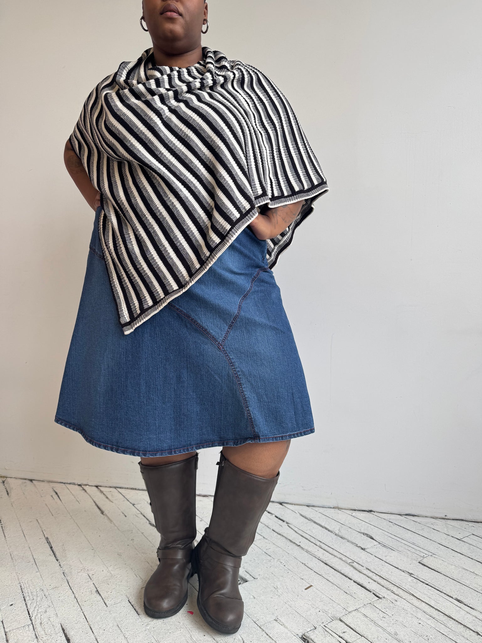 Vintage - Striped Poncho (L-4X)