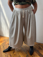 Babes Big Short - Gray