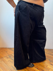 Lucinda - Barrel Leg Dad Jean in Almost Black
