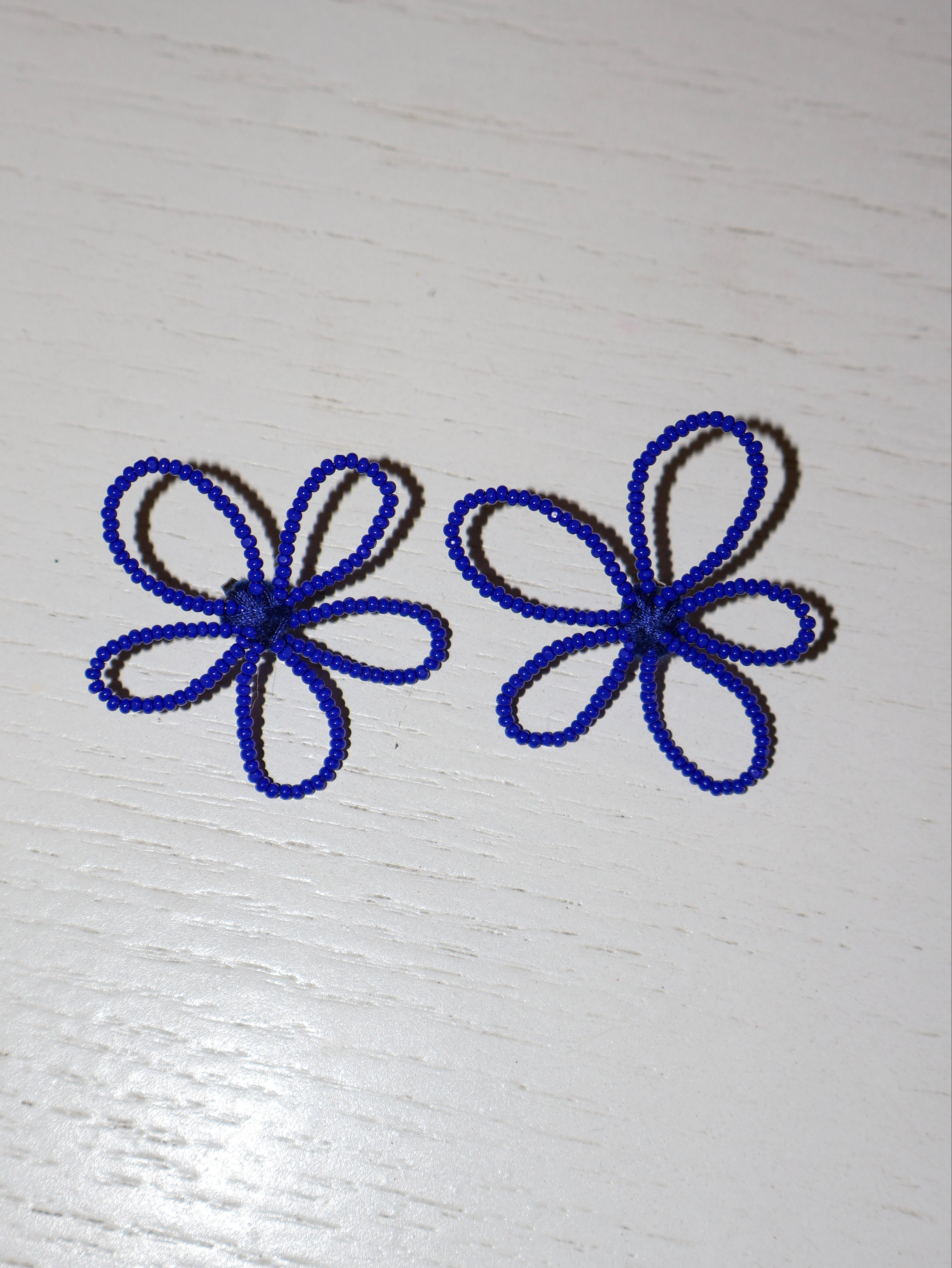 Rashelle - BB Blue Flower Earrings