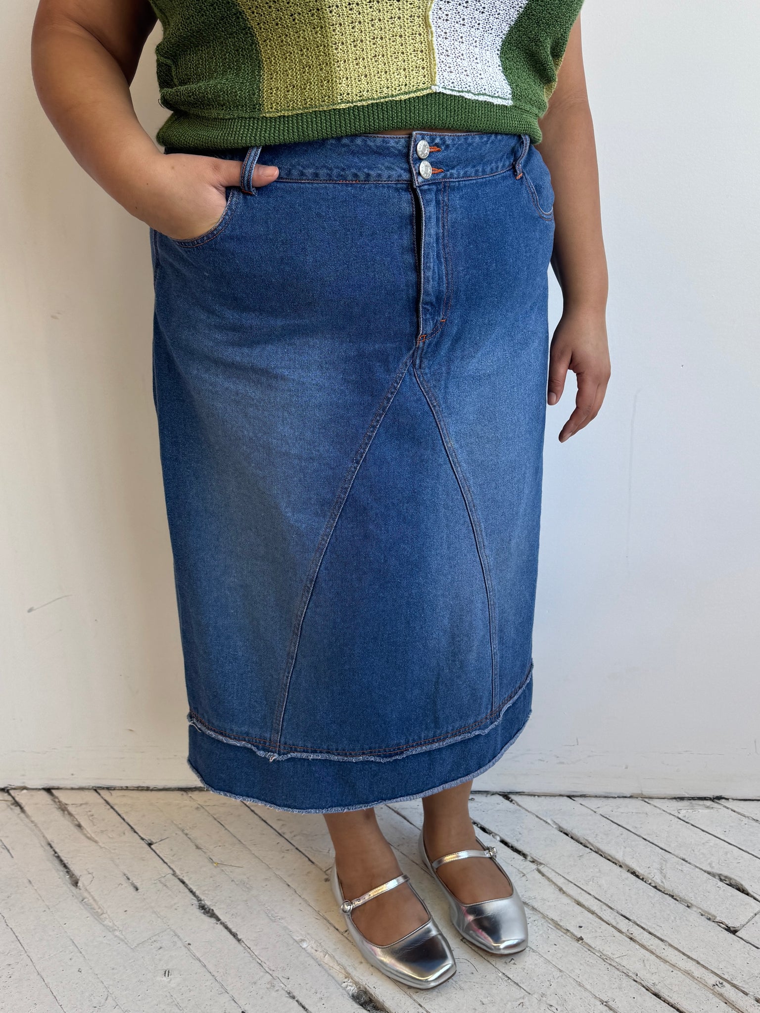 Vintage - Denim Skirt with Orange Stitching (2X)