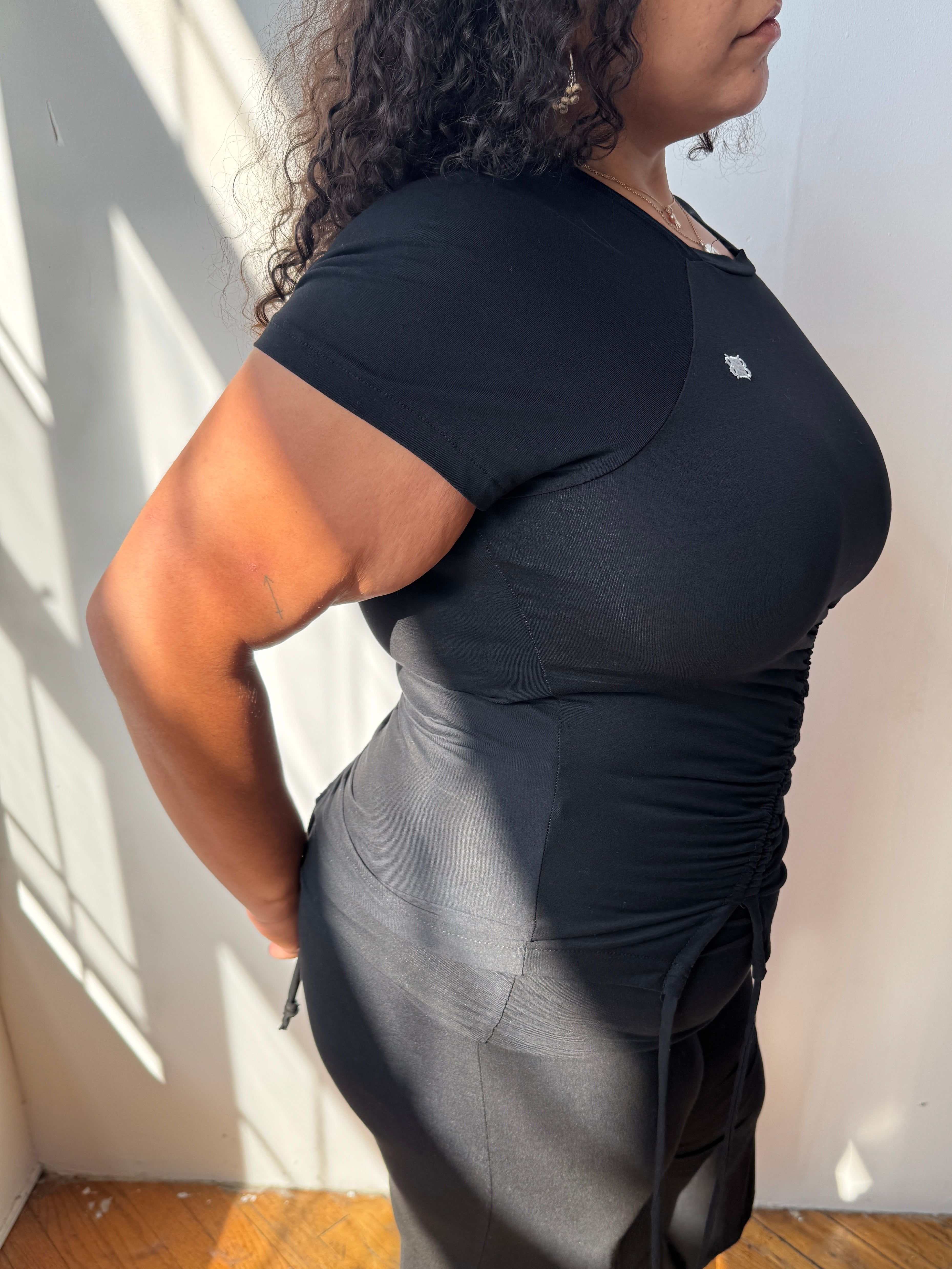 Karla Laidlaw - Ruched Short Sleeve - Black (XL-3X)