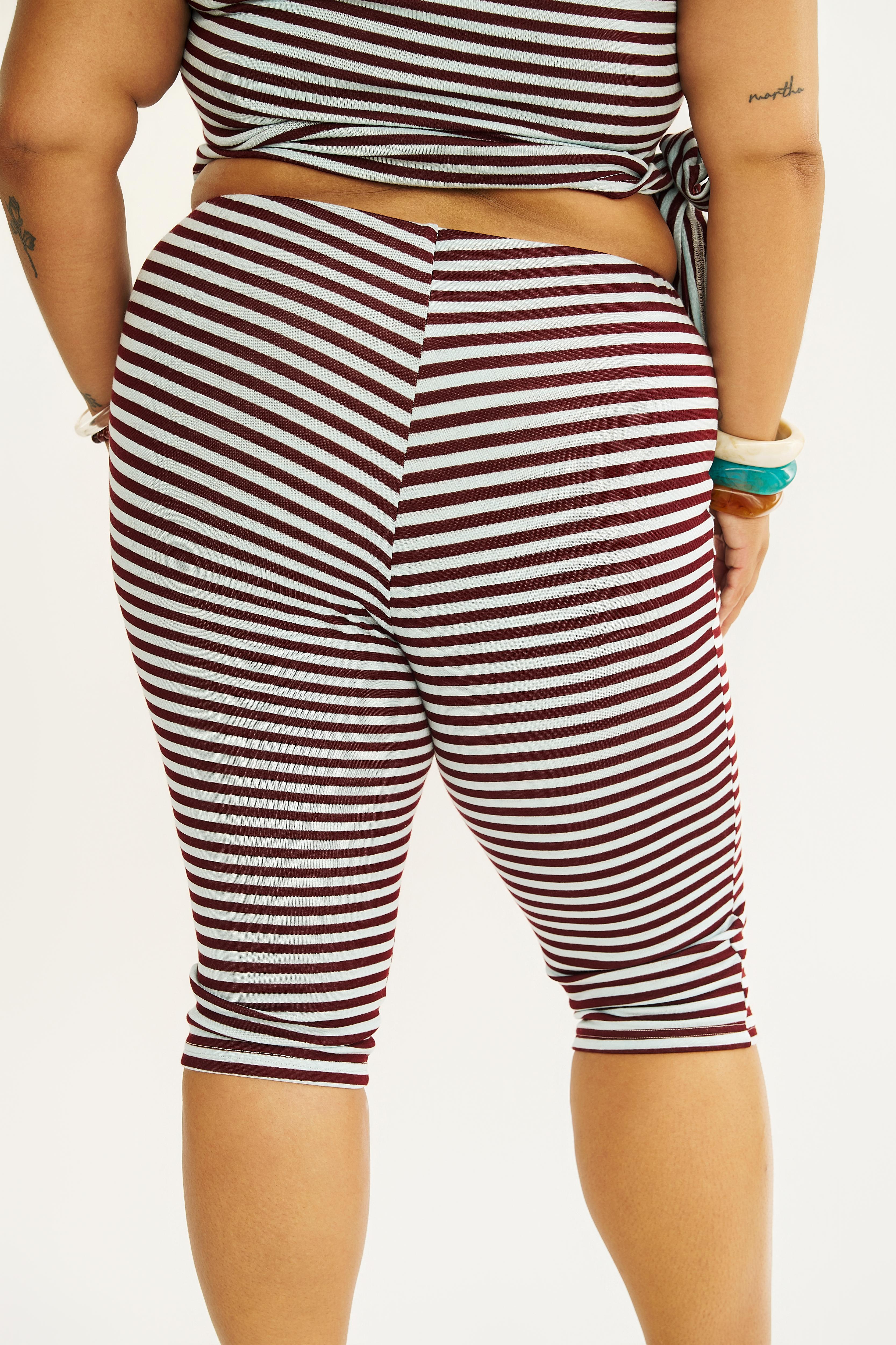 Aline - Avery Pedal Pusher Capris (L-4X)