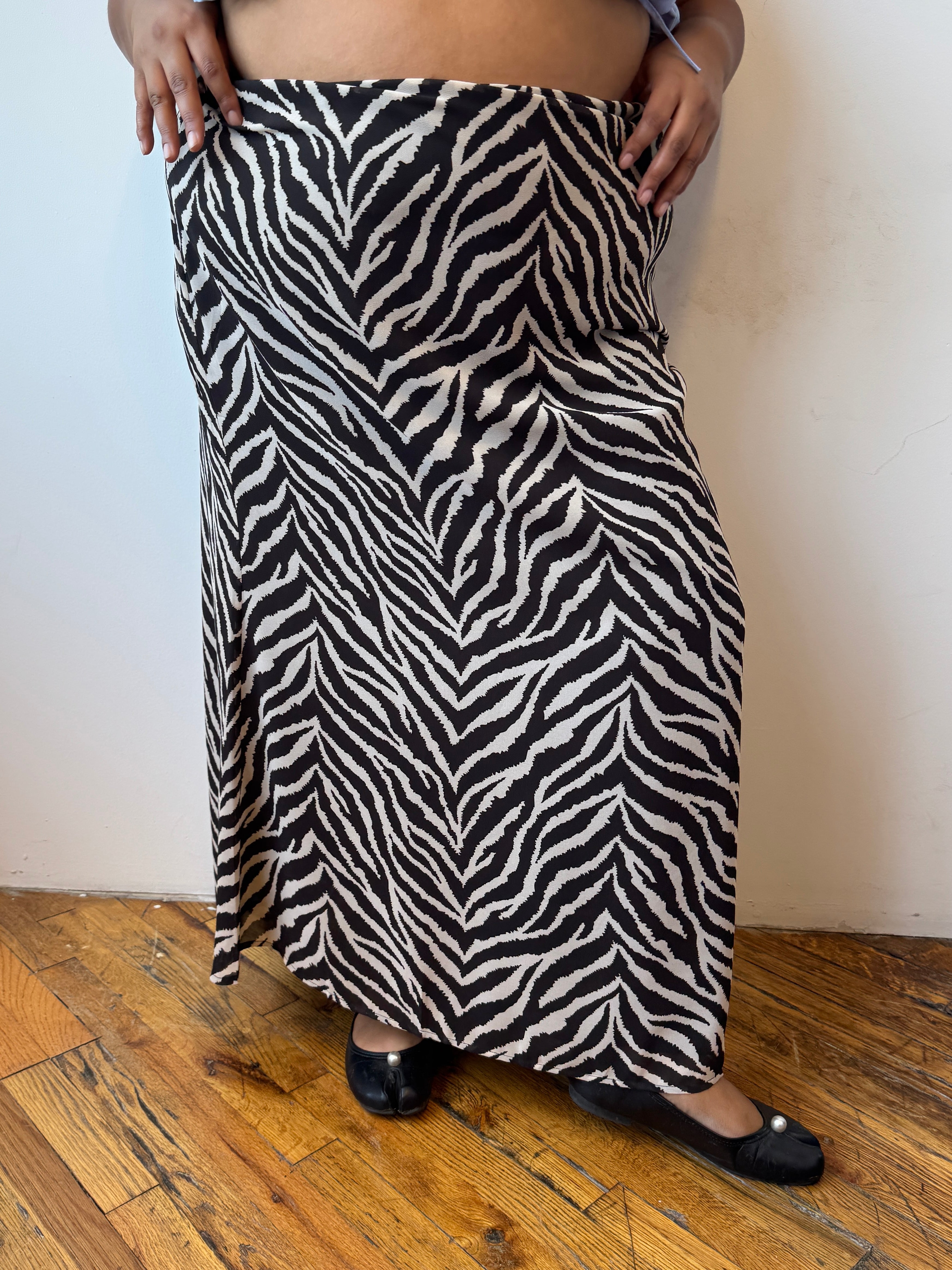 GIA/irl - Zoey Skirt (L-4X)