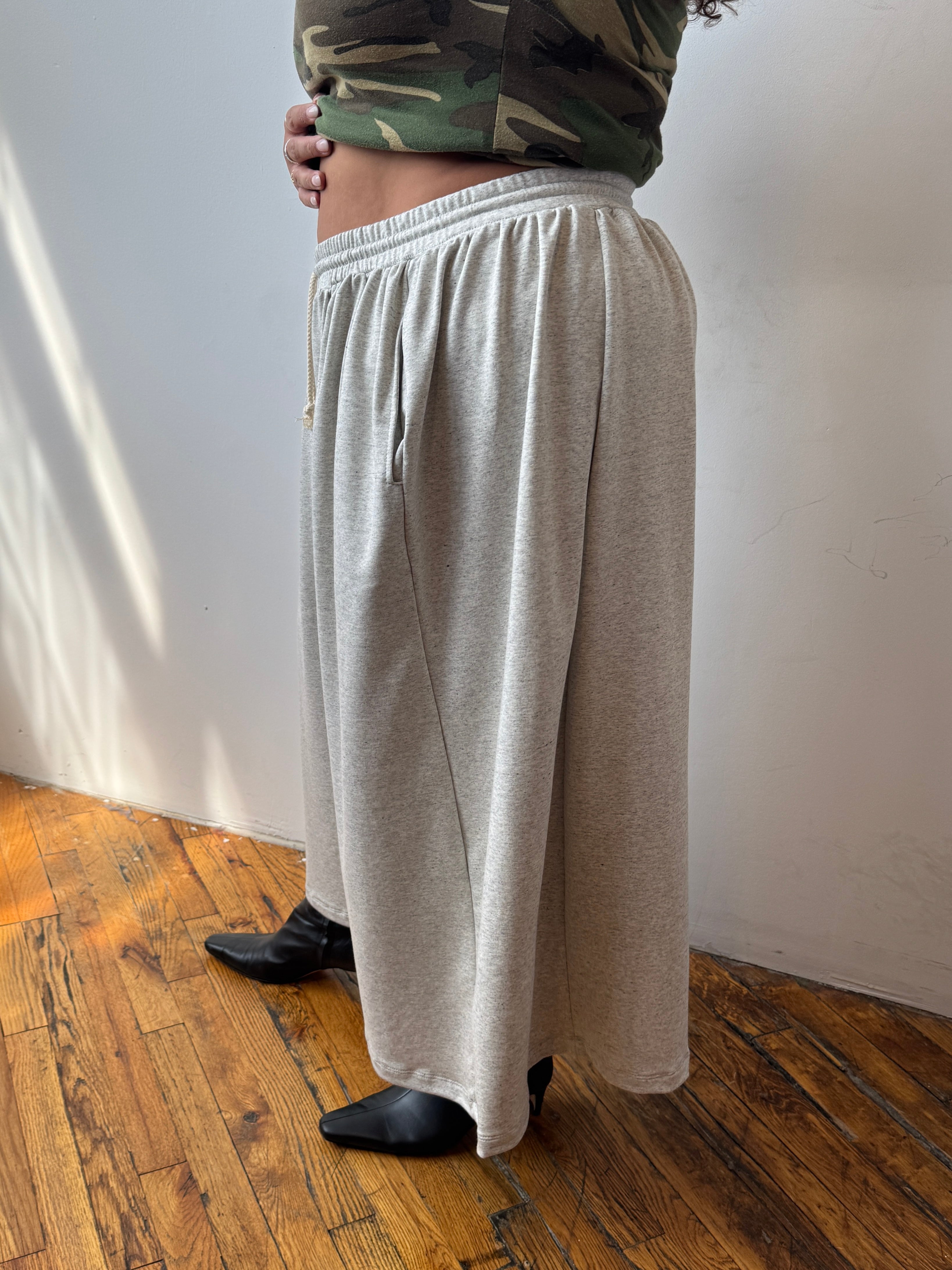 Babes Big Short - Gray