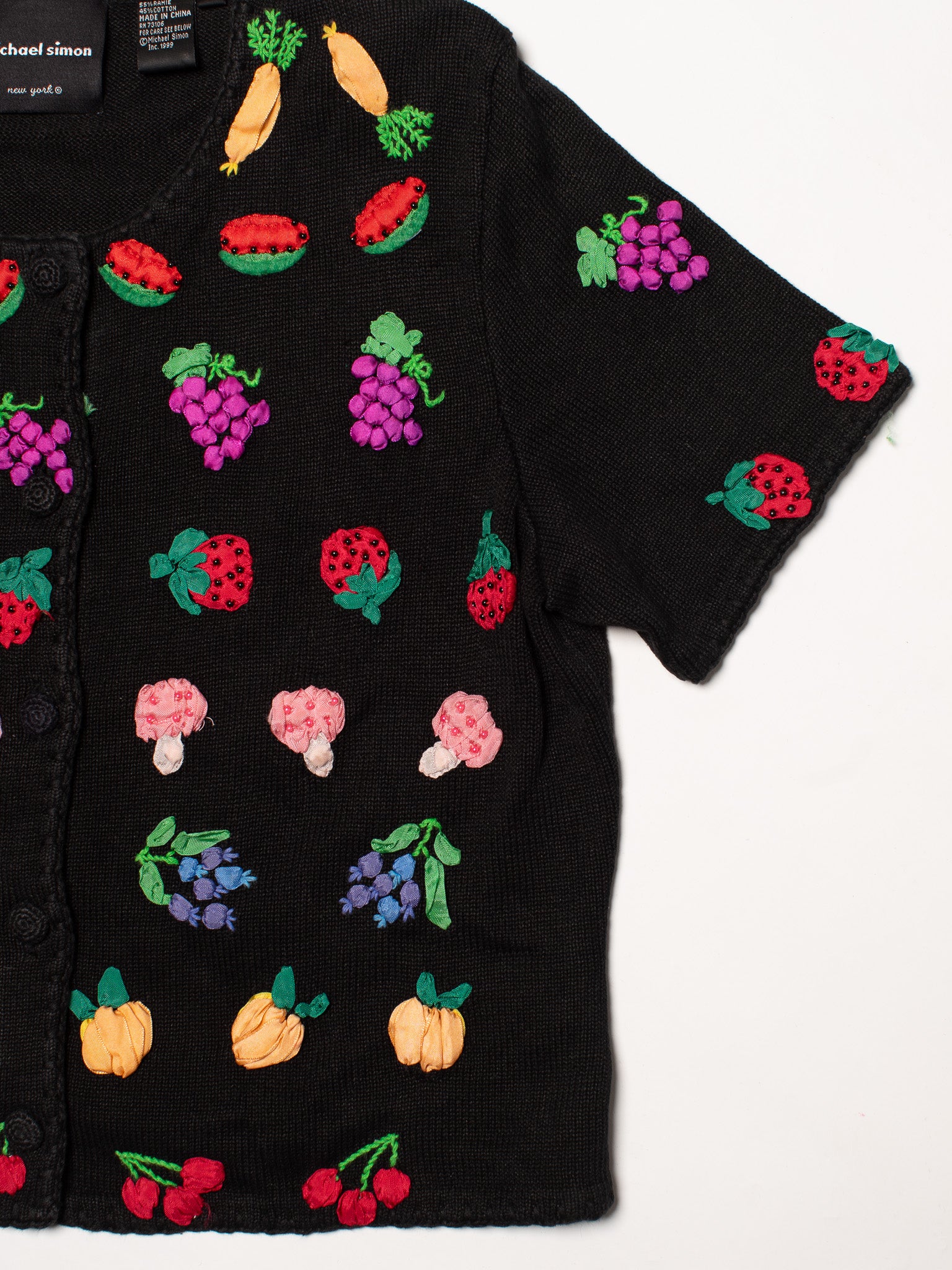 Michael Simon - Fruit and Veggie Sweater (M/L)