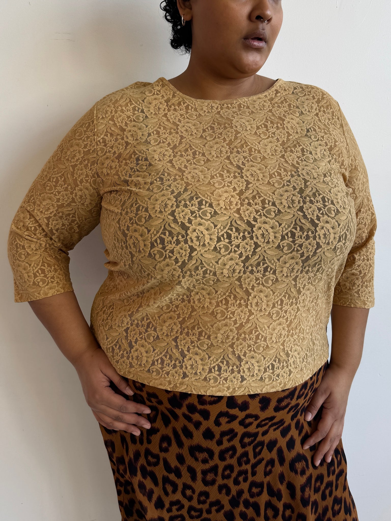 Vintage - Gold Lace Top (2X)