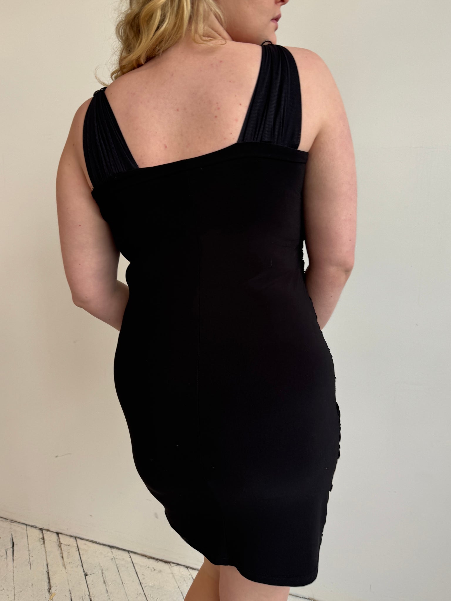 Italian Vintage - Lil Black Dress (L)