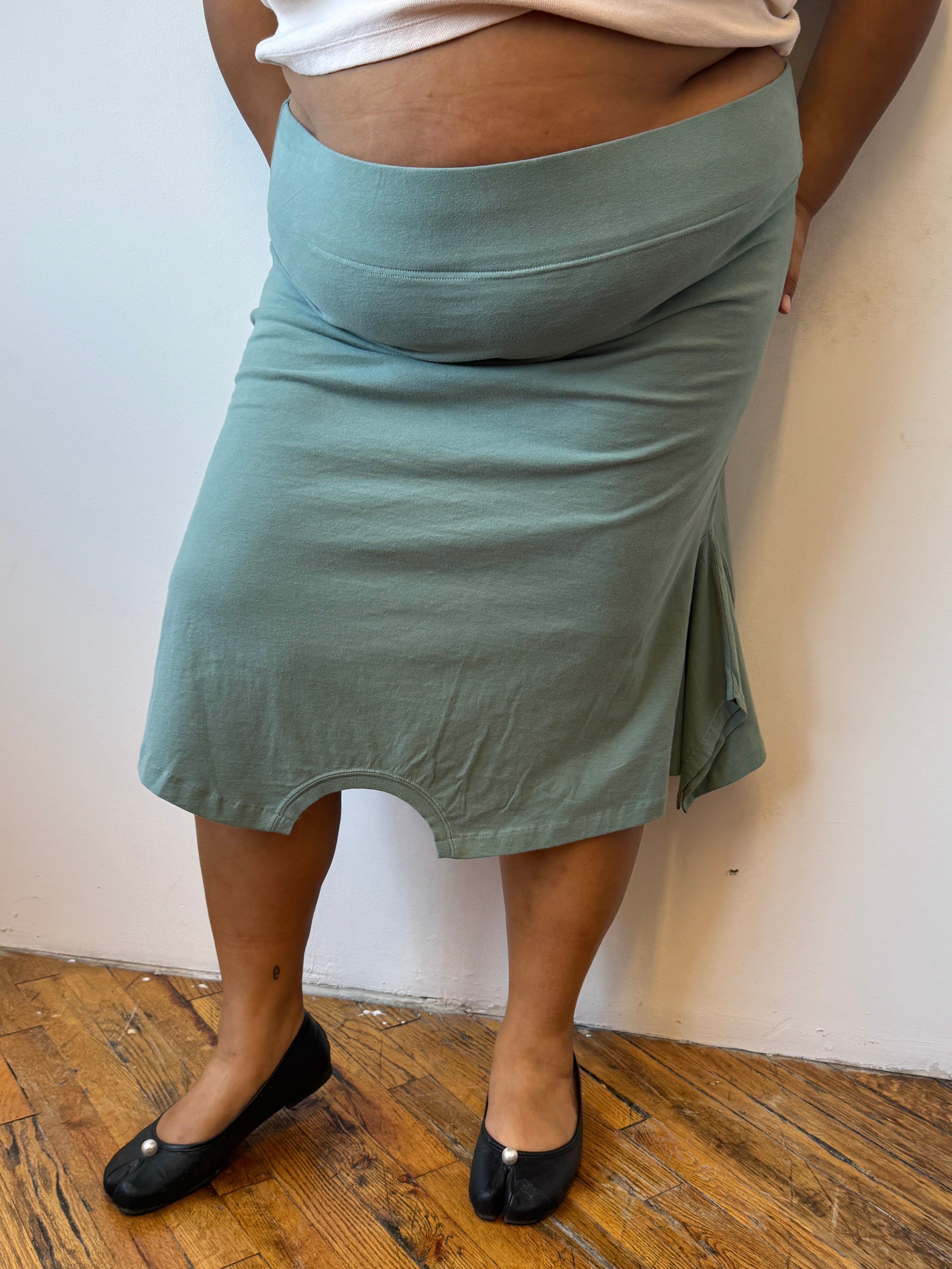 Gina Corrieri - Light Green Midi Skirt (2X)