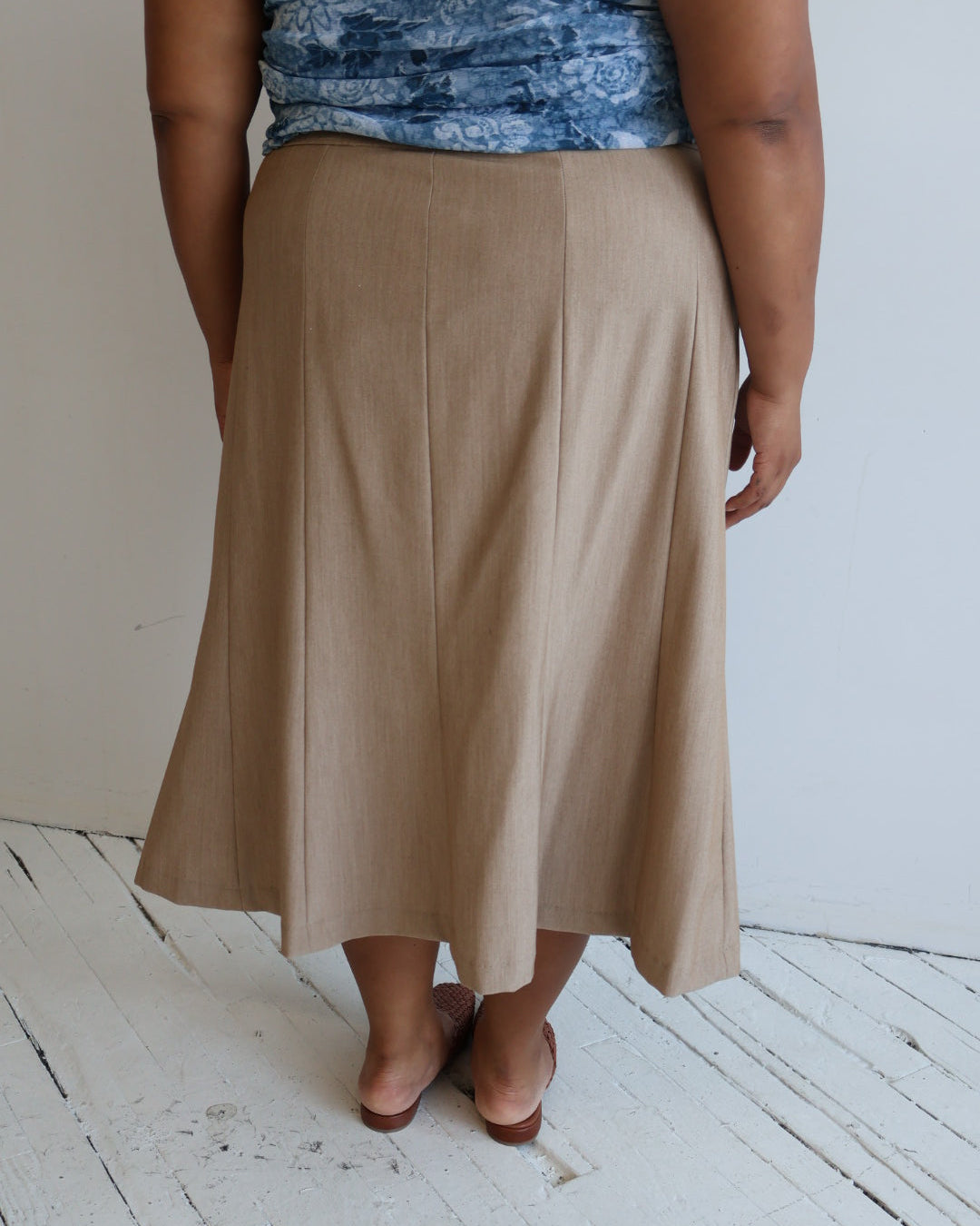 Vintage - Beige Paneled Skirt (1X/2X)