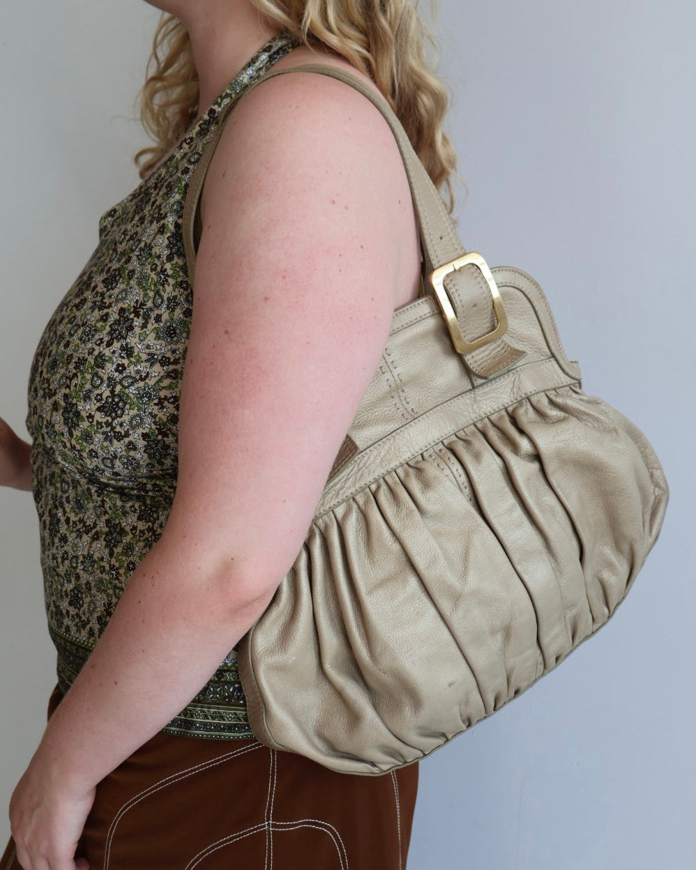 Vintage - Gold Leather Shoulder Bag