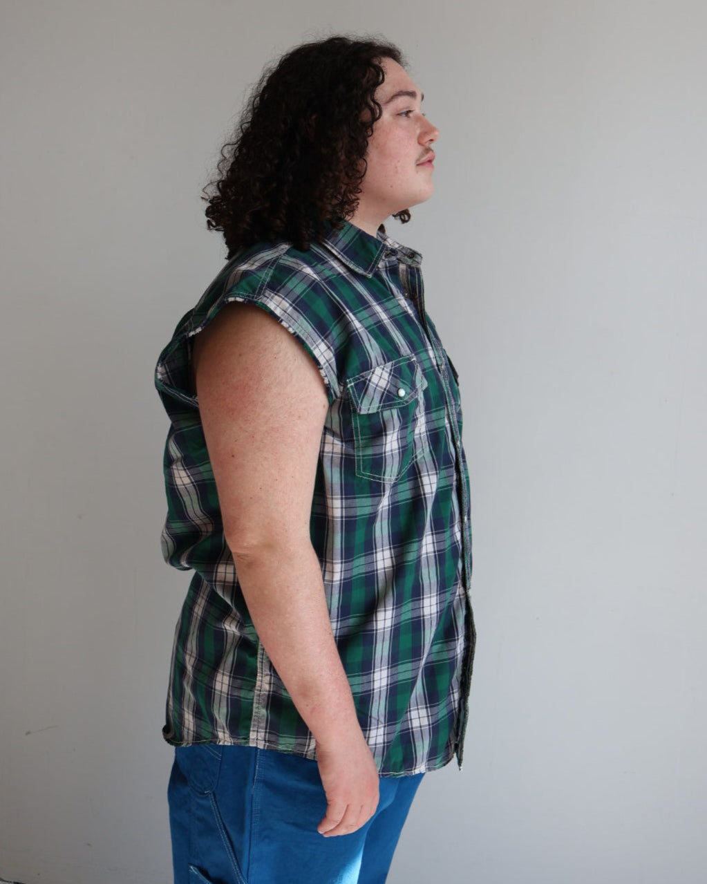Vintage - Sleeveless Plaid Snap Button Down (1X)
