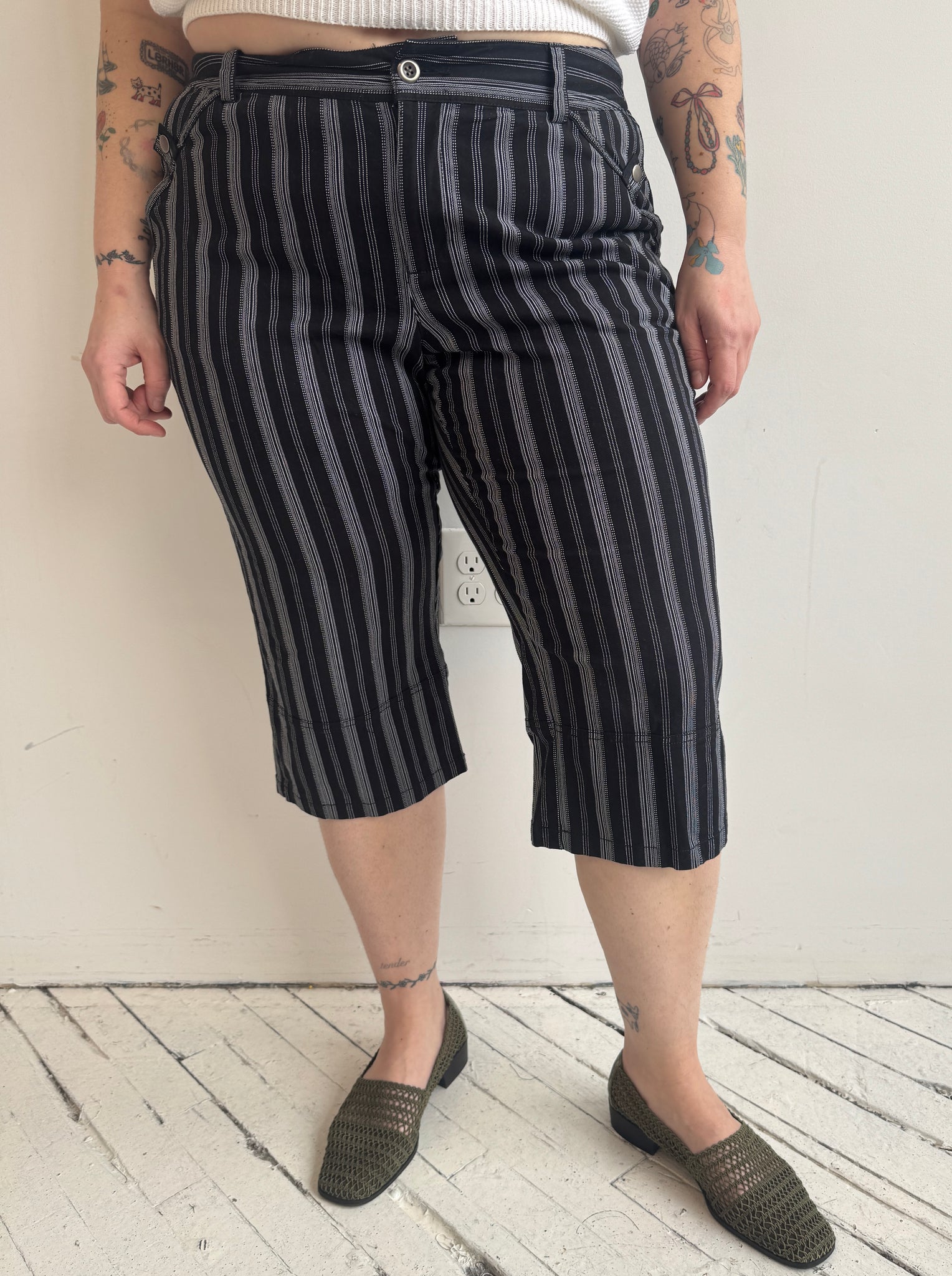 Vintage - Black Striped Capris (1X/2X)