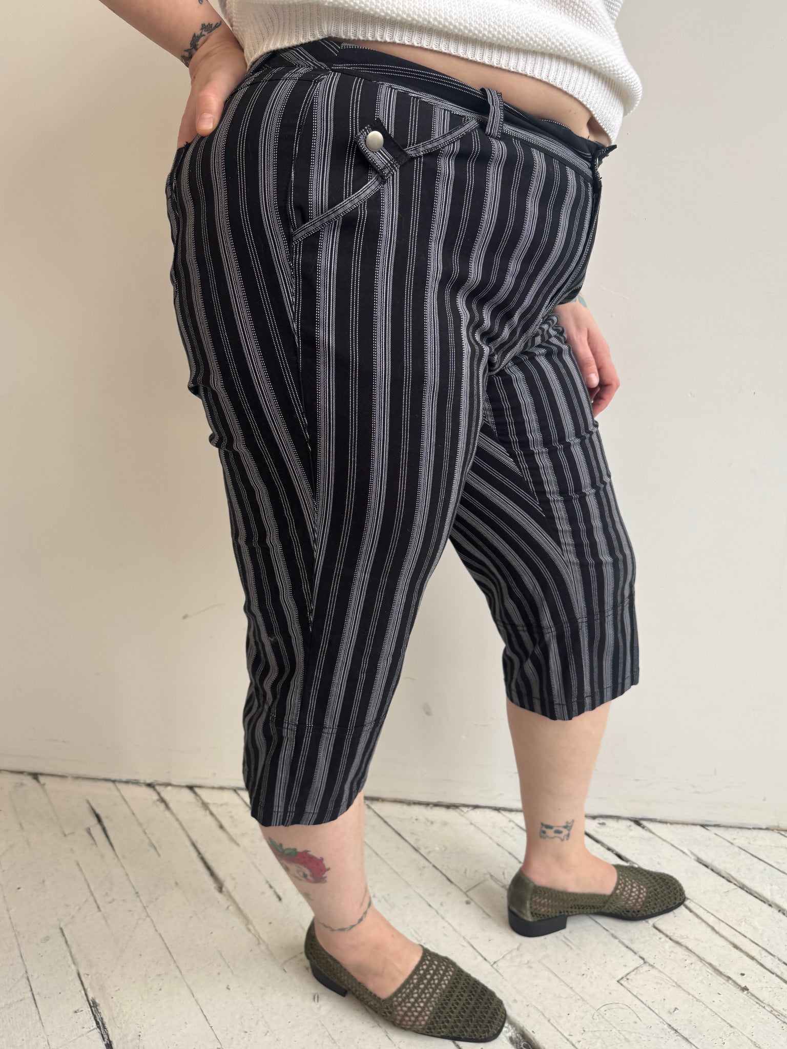 Vintage - Black Striped Capris (1X/2X)