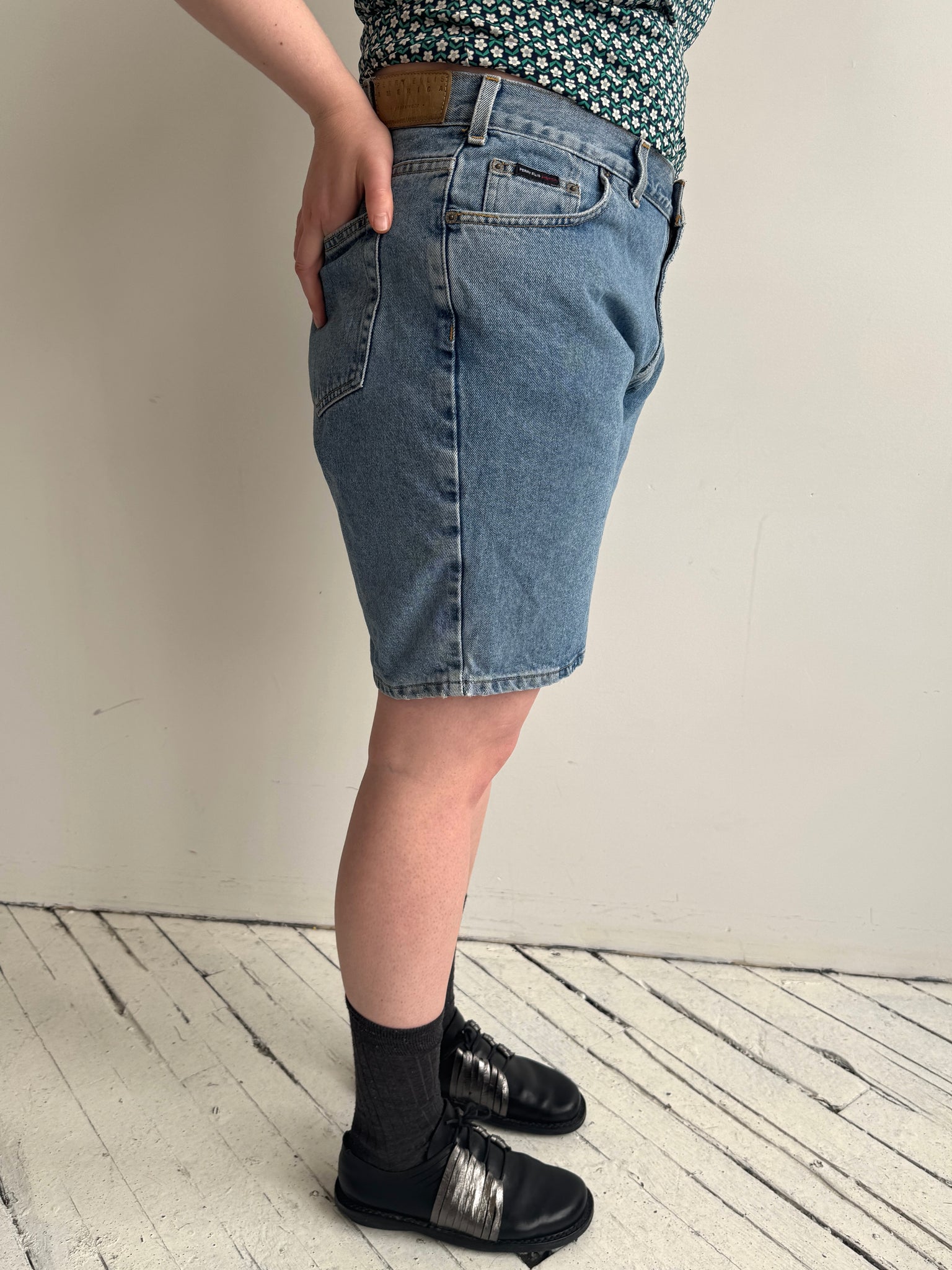 Vintage - Midwash Jorts (XL)