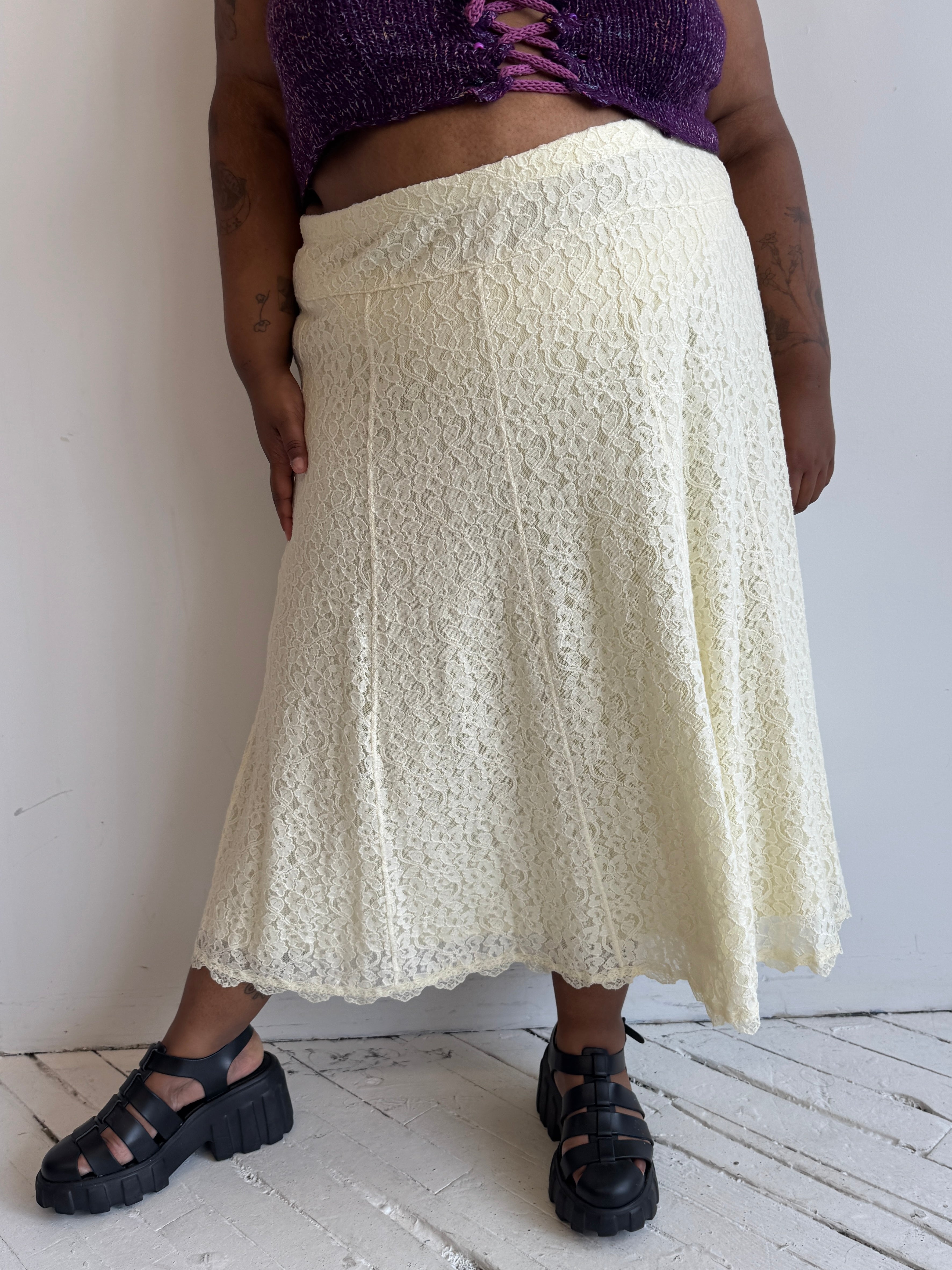 Vintage - Cream Lace Skirt (3X/4X)