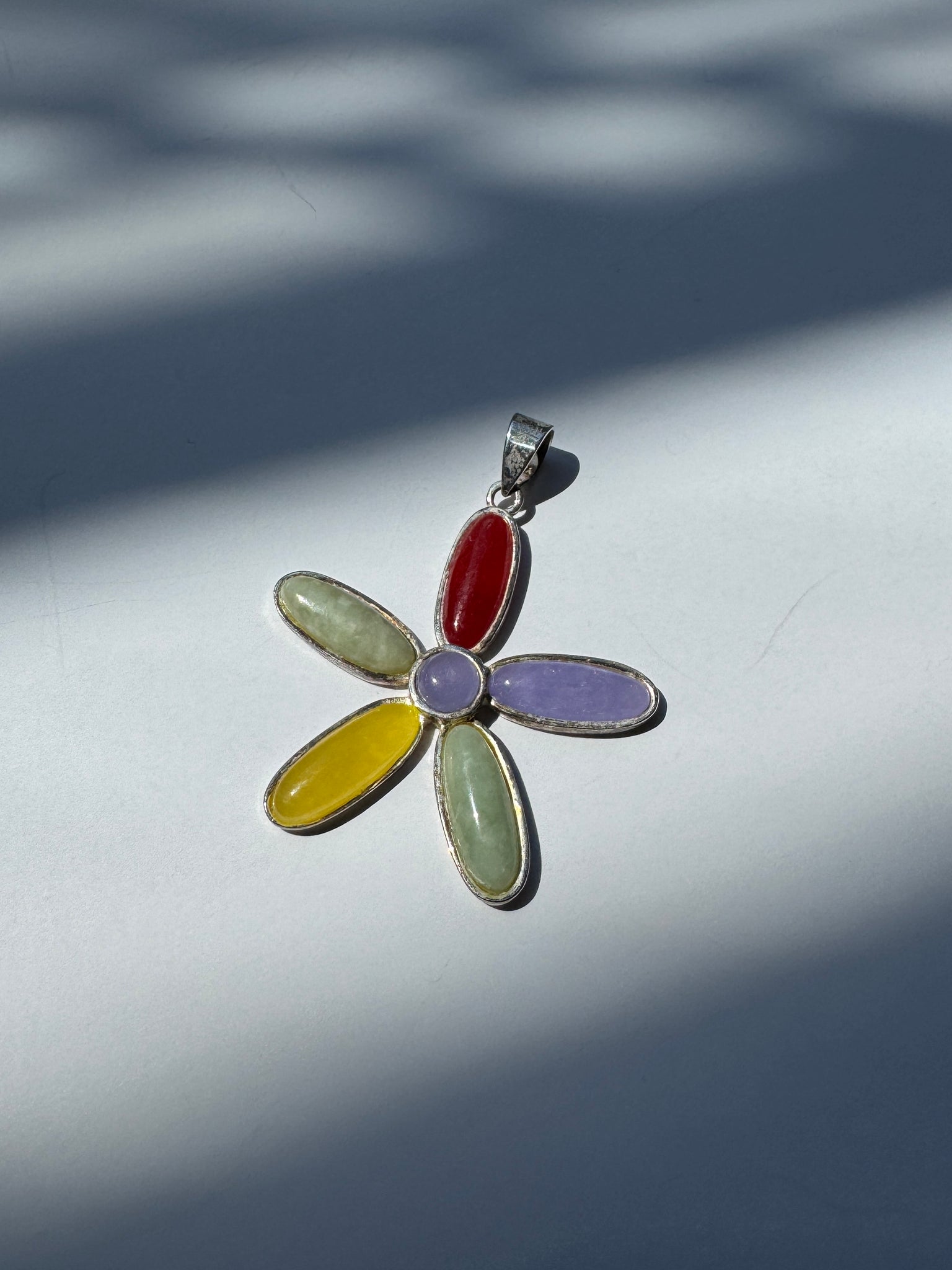 Vintage - Italian Sterling Silver Jade Flower Pendant