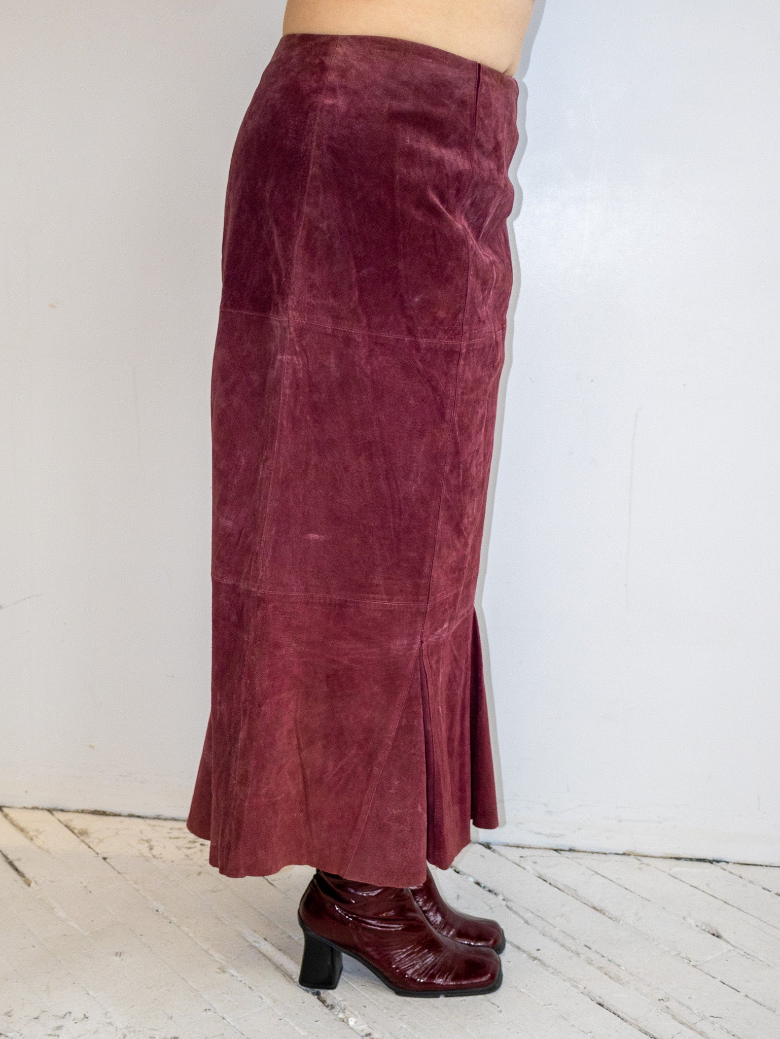 Vintage - Wine Suede Maxi Skirt (XL)