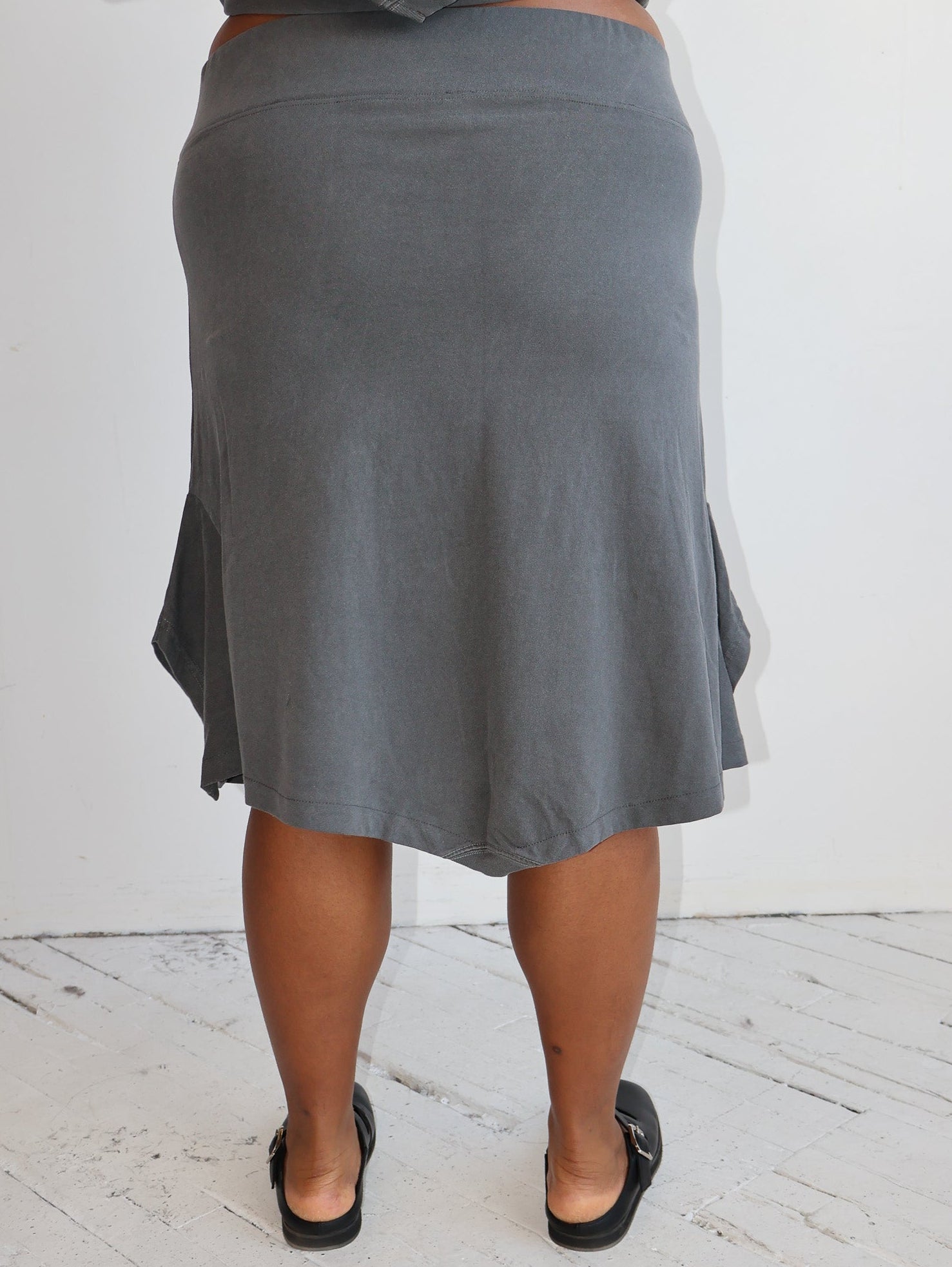 Gina Corrieri x BRZ - Gray Midi T-Skirt (XL-3X)