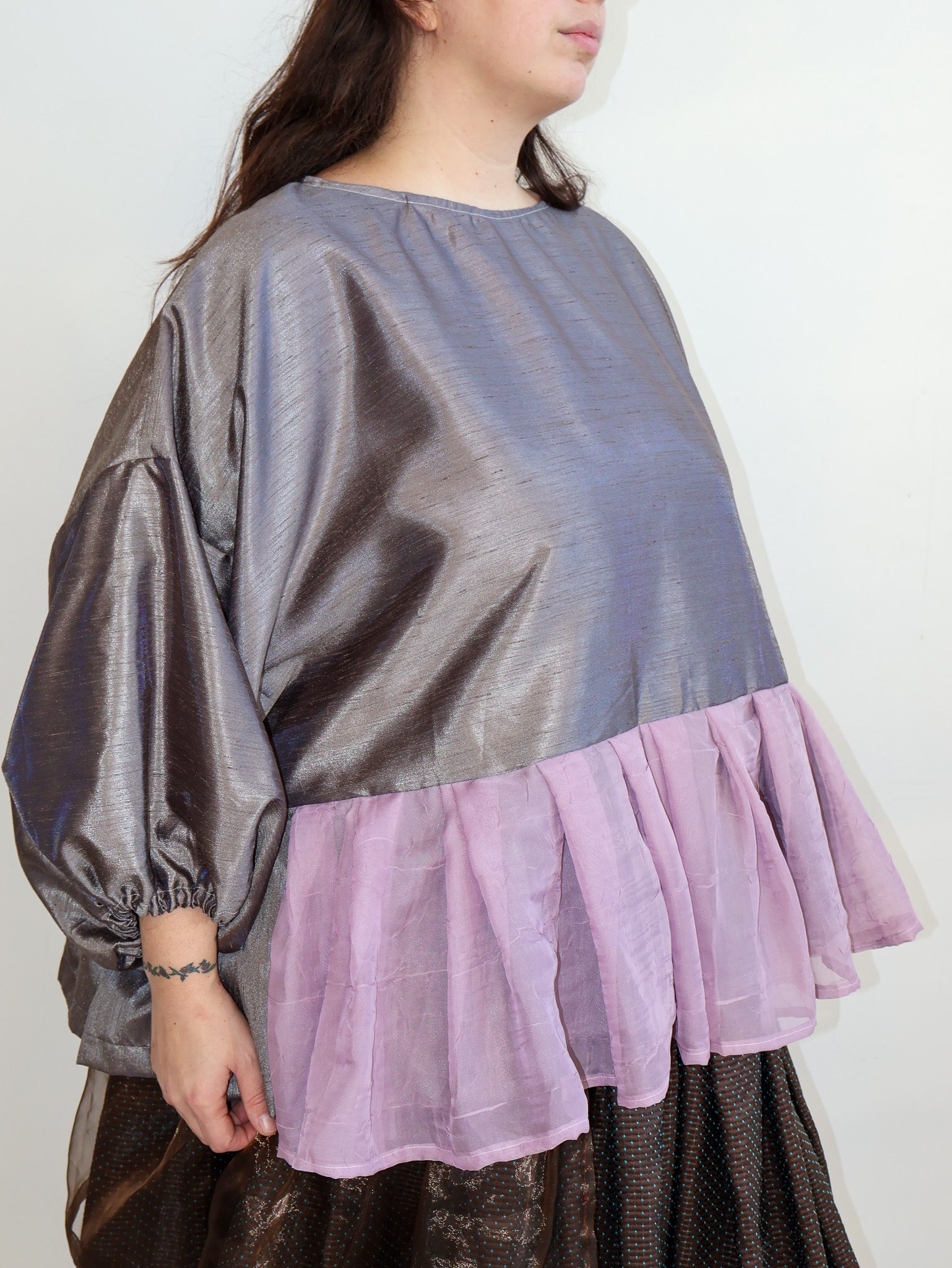 makmak - Silver Ruffle Tunic (1X-5X)