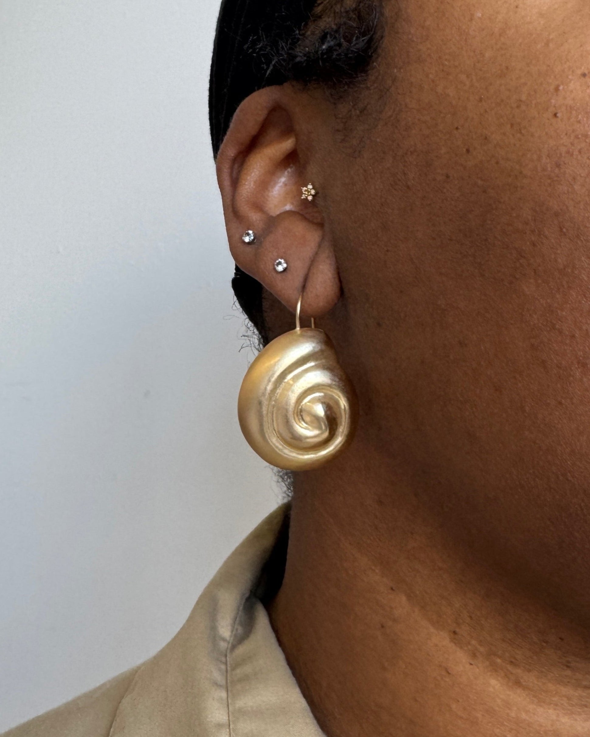 Casa Clara - Nautilus Earrings