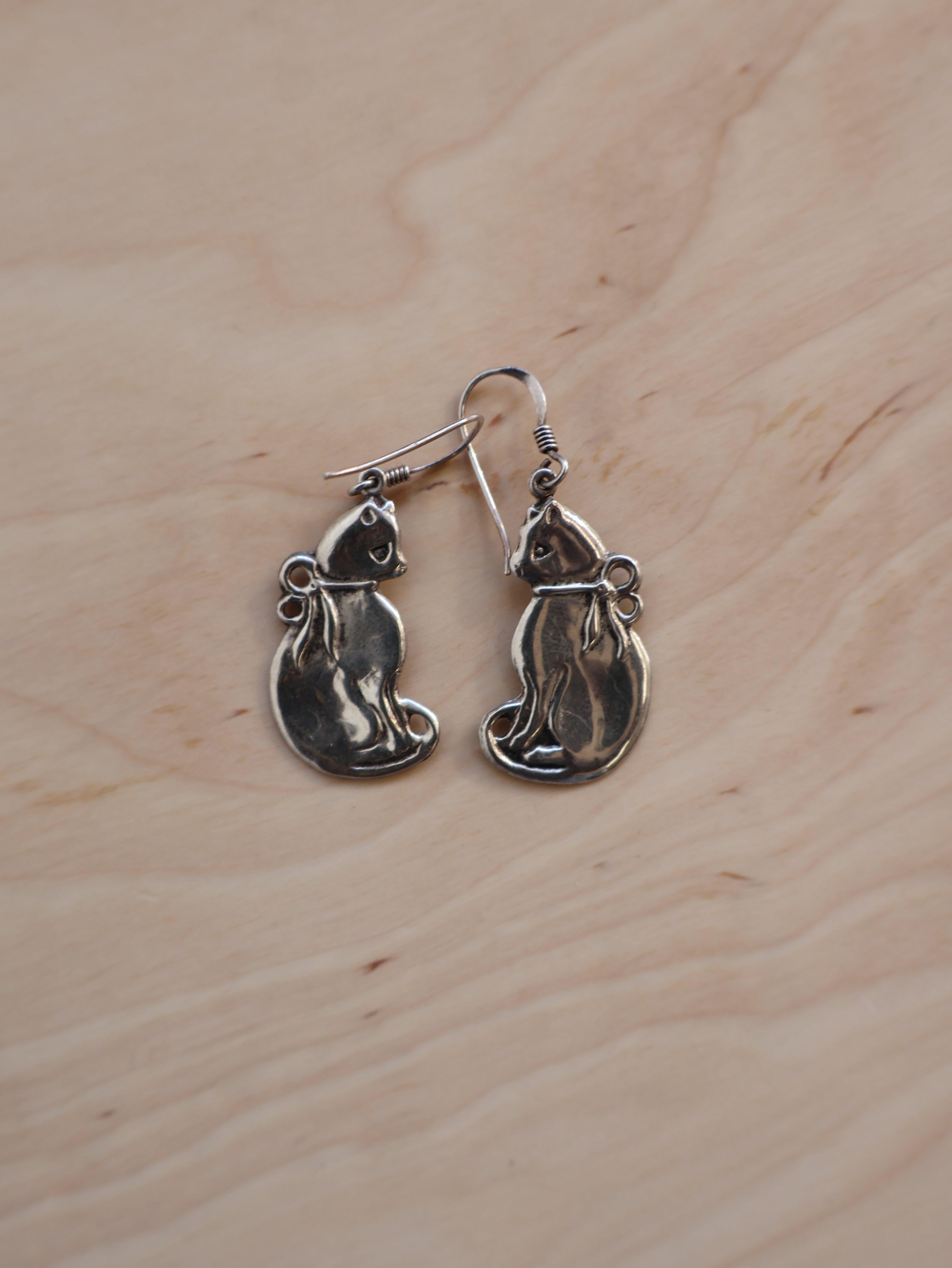 Vintage - Silver Kitty Earrings