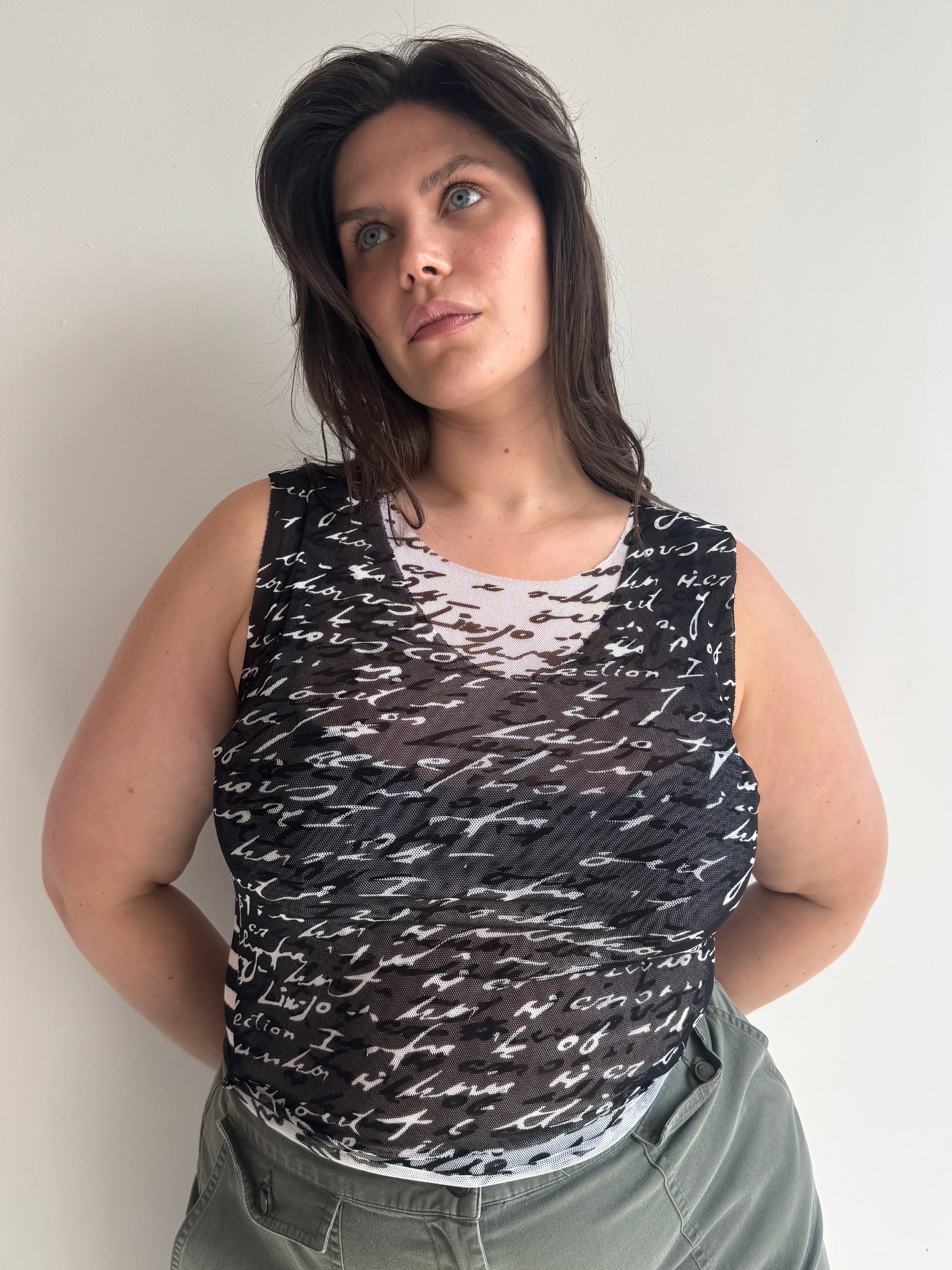 Italian Vintage - Mesh Script Tank (L-1X)