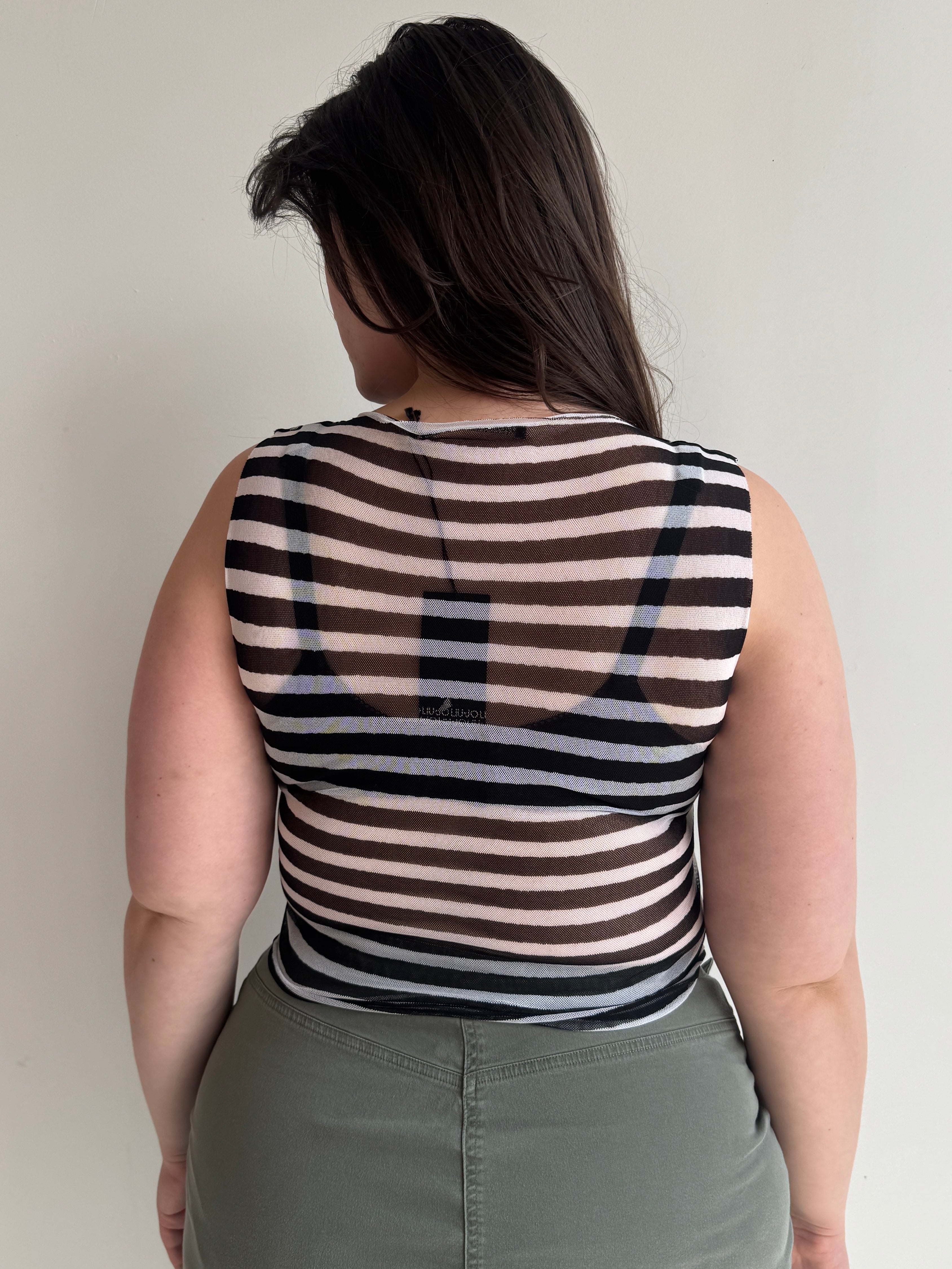 Italian Vintage - Mesh Script Tank (L-1X)