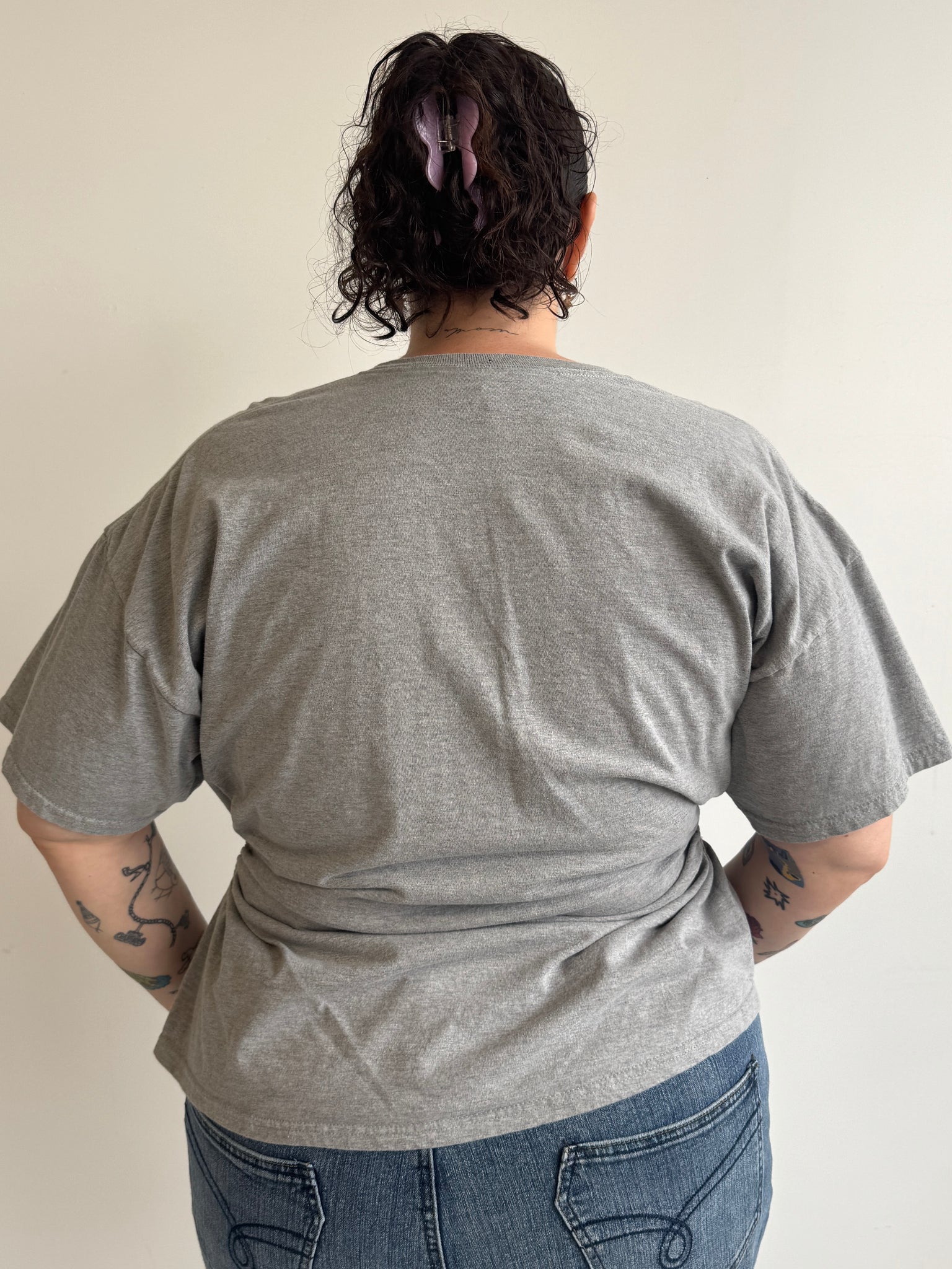 Shop Journal - Grey Side Cutout Tee (2X)
