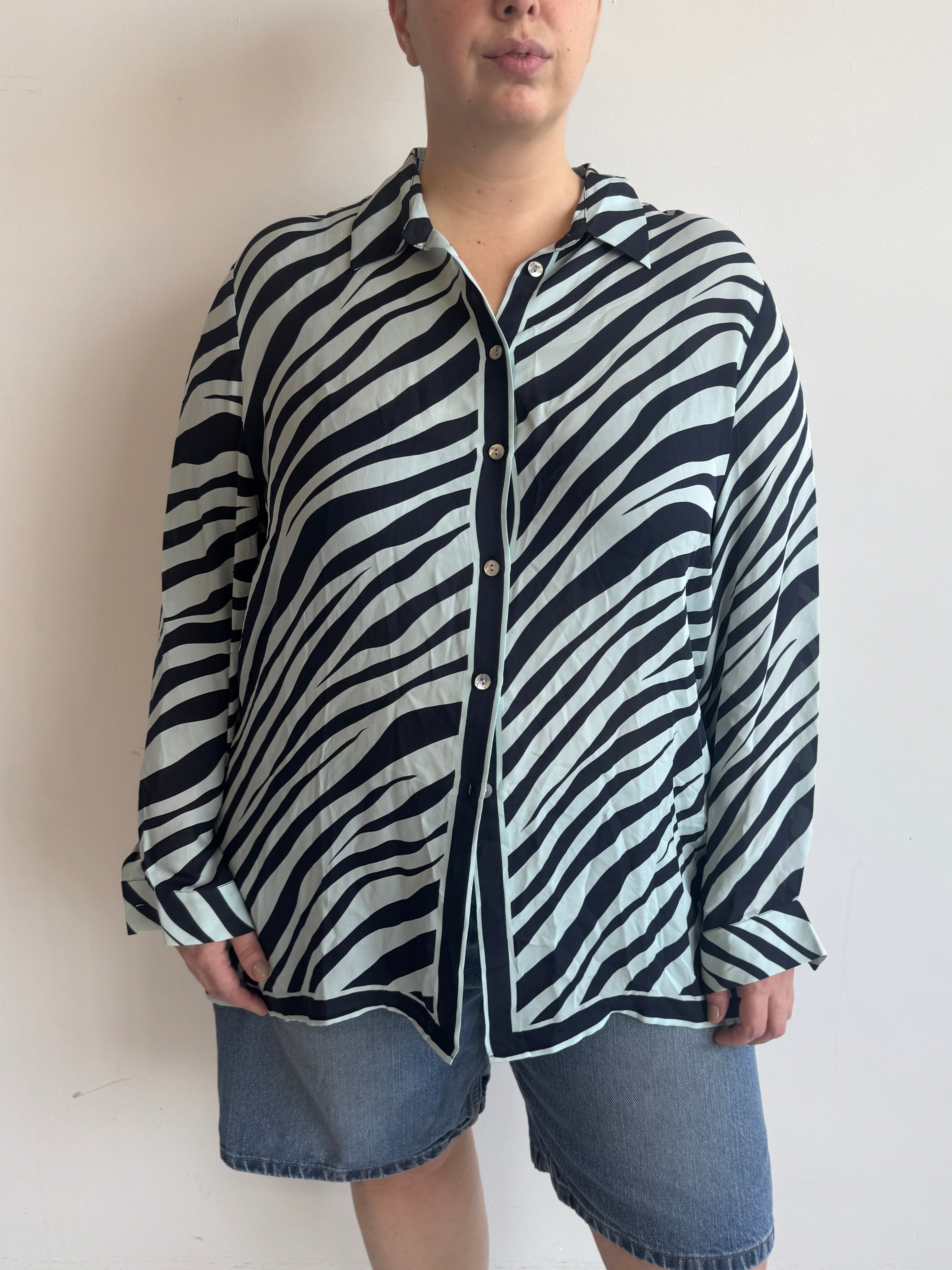 Vintage - Silk Zebra Button Down (2X)